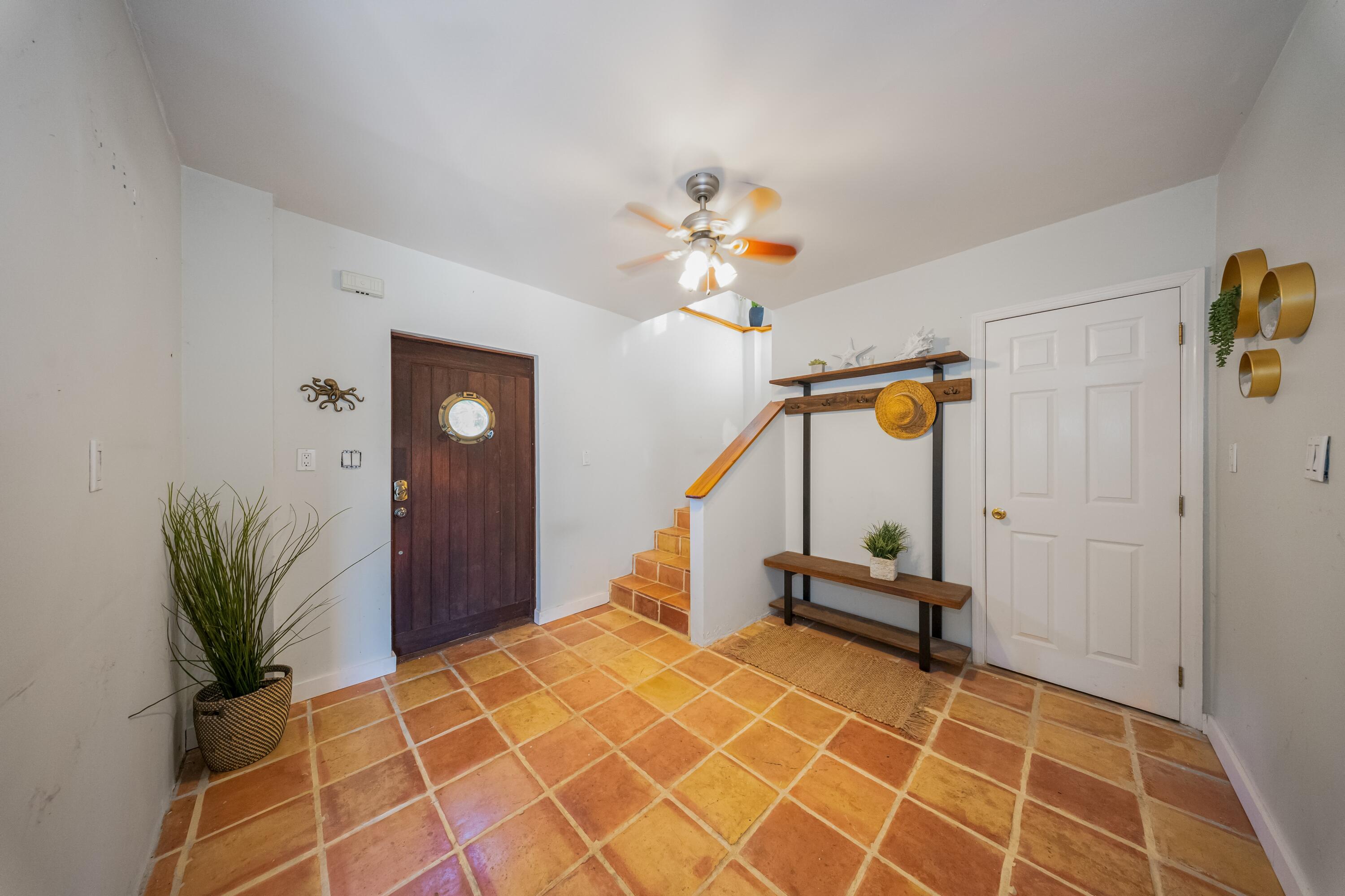 133 Valois Boulevard Property Photo 6