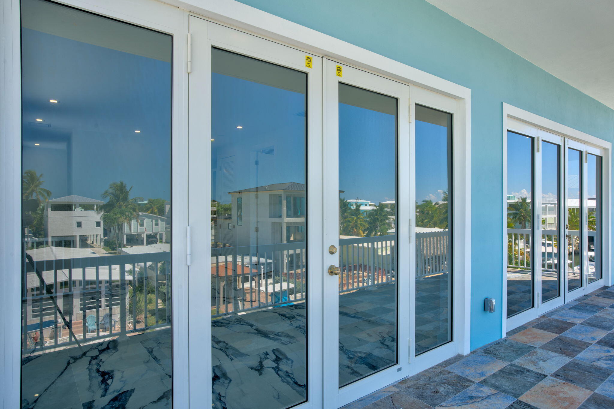 84 Coral Way -= Property Photo 22