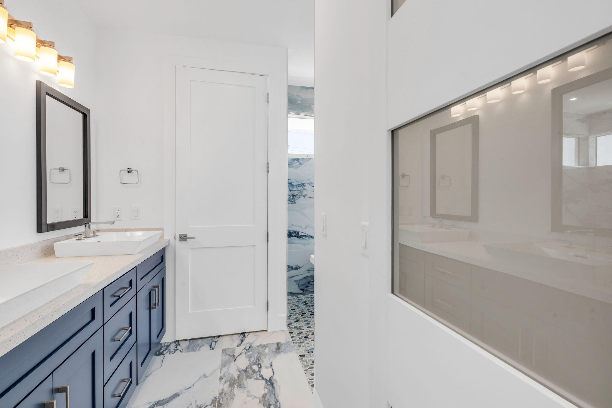 84 Coral Way -= Property Photo 28