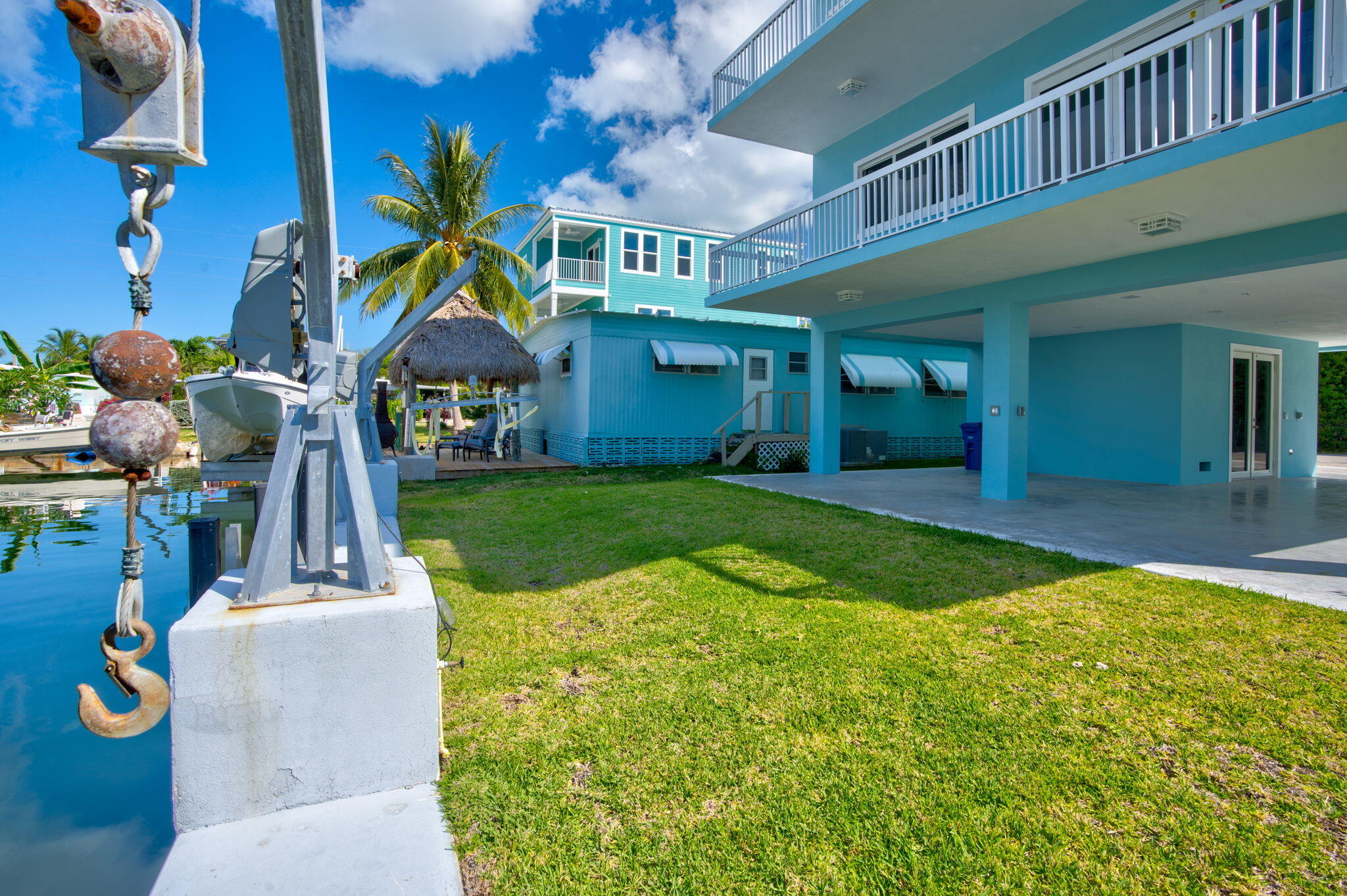 84 Coral Way -= Property Photo 35