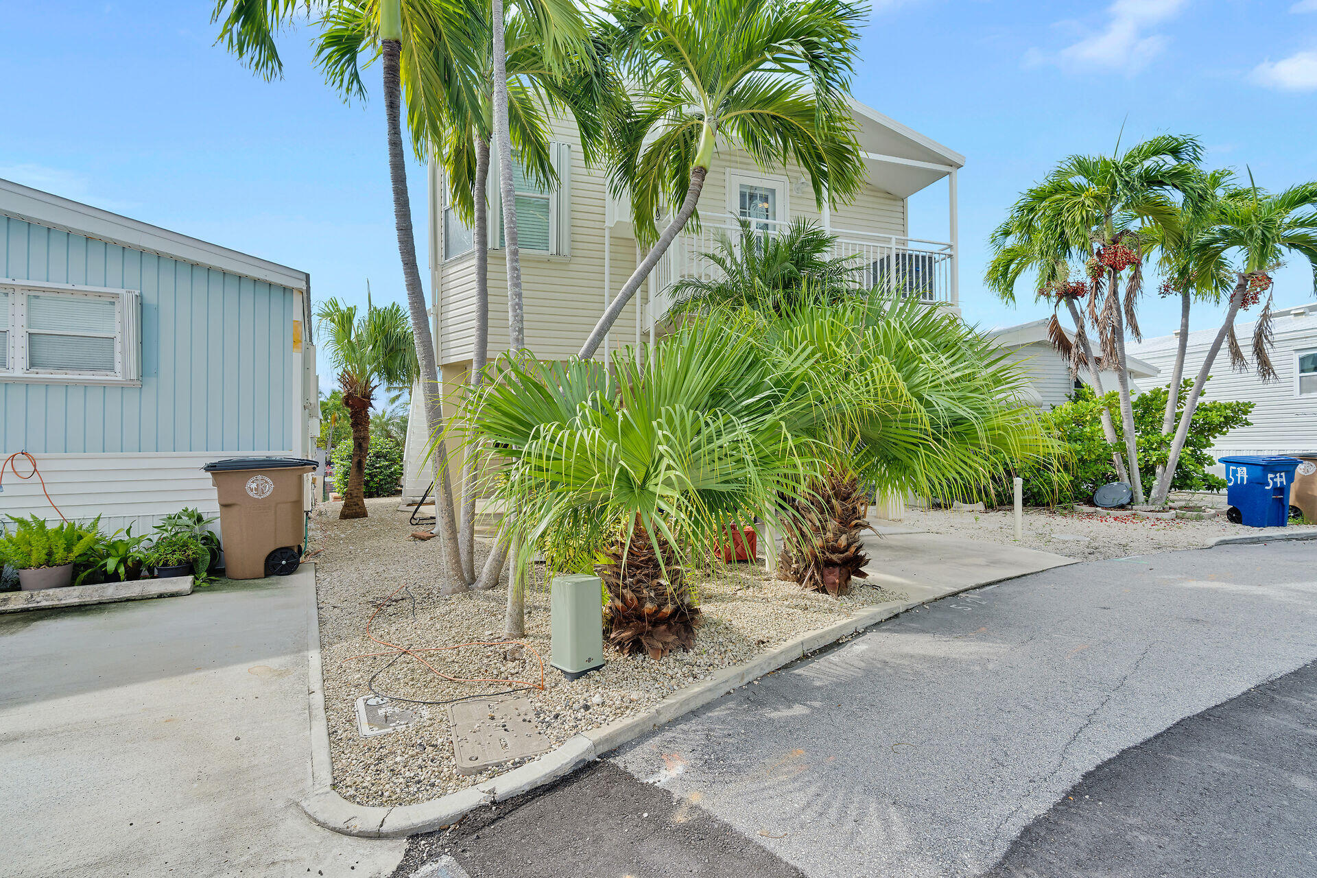 701 Spanish Main Drive 512 Property Photo 25