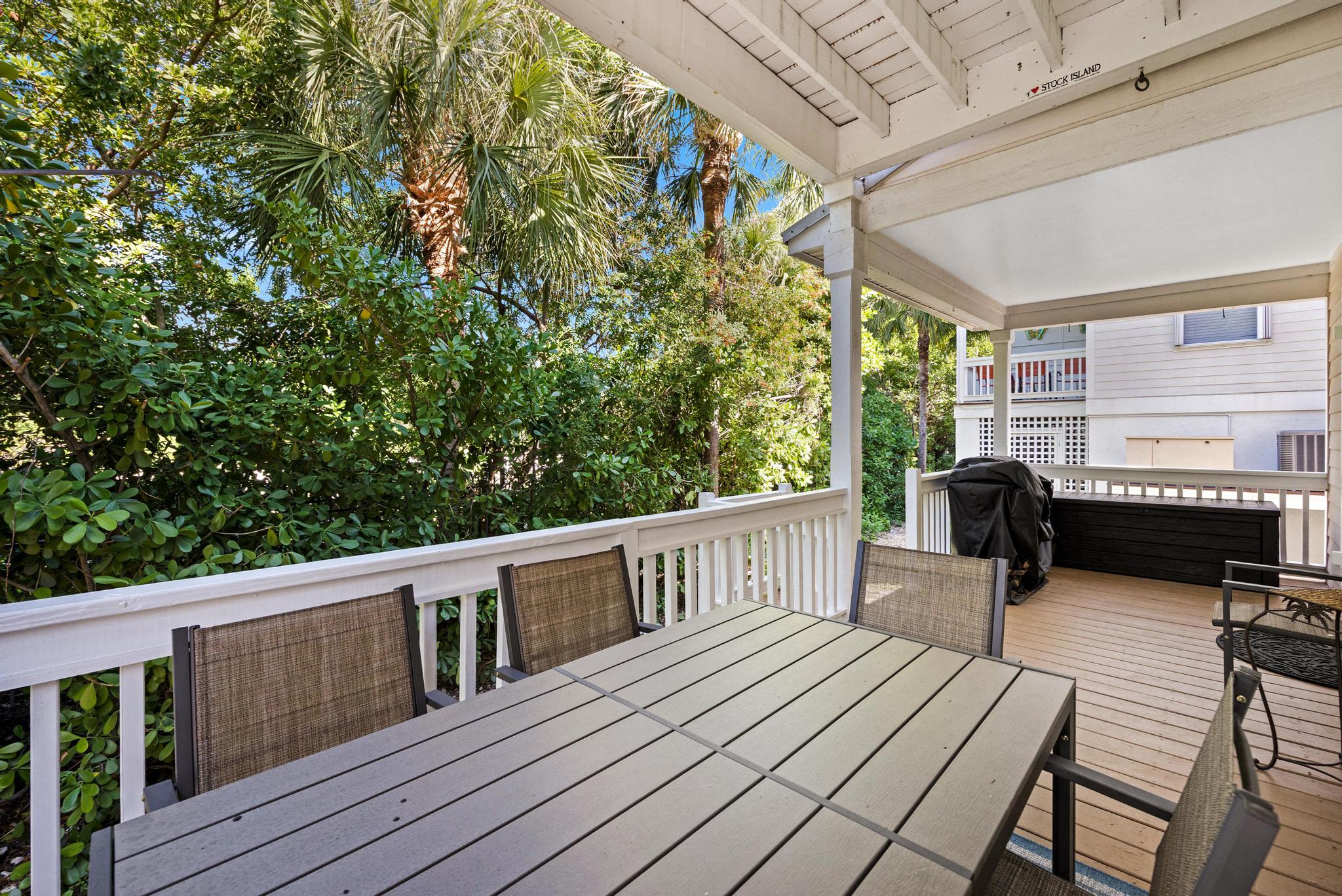 31 Coral Way Property Photo 54