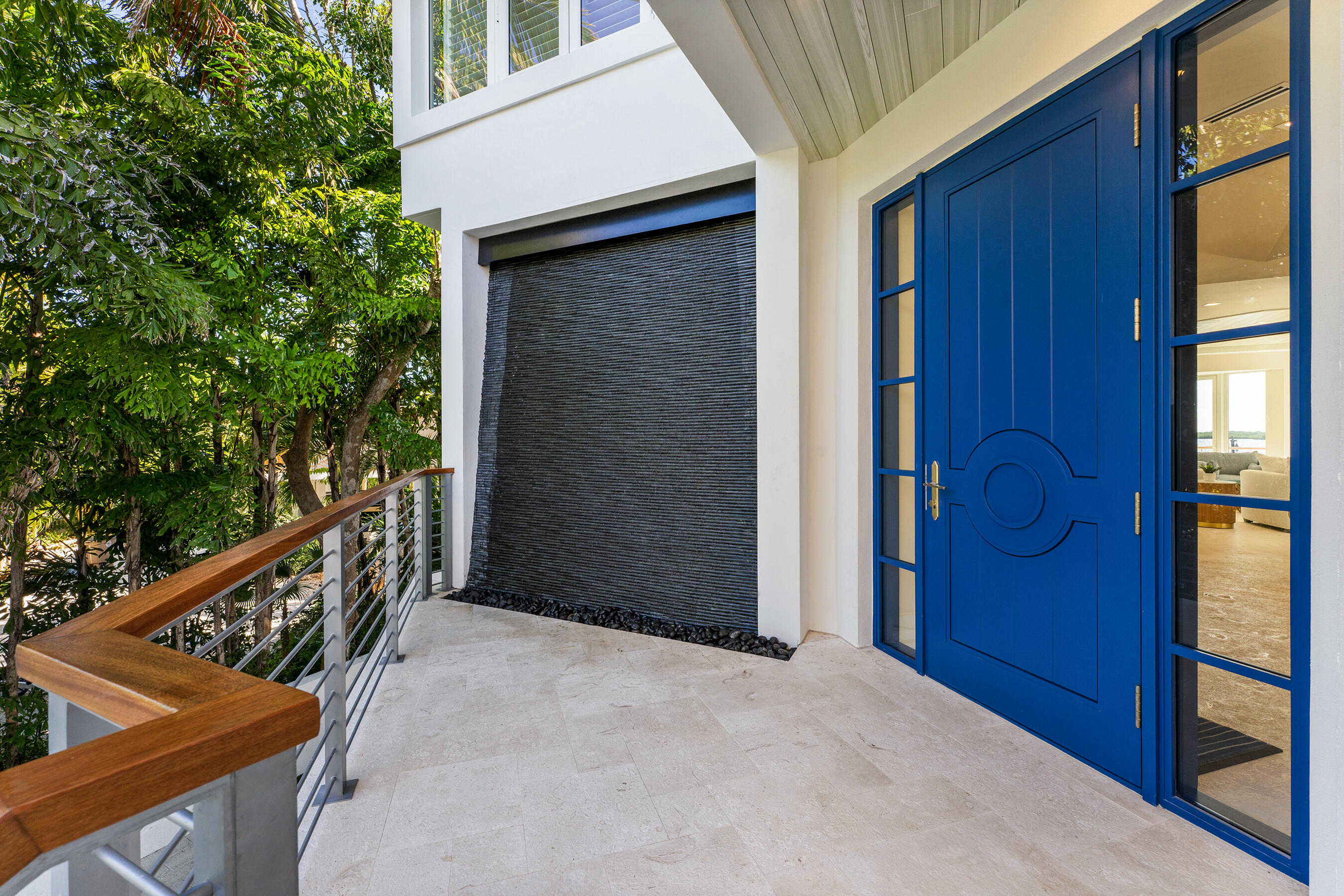 180 Pompano Drive Property Photo 12