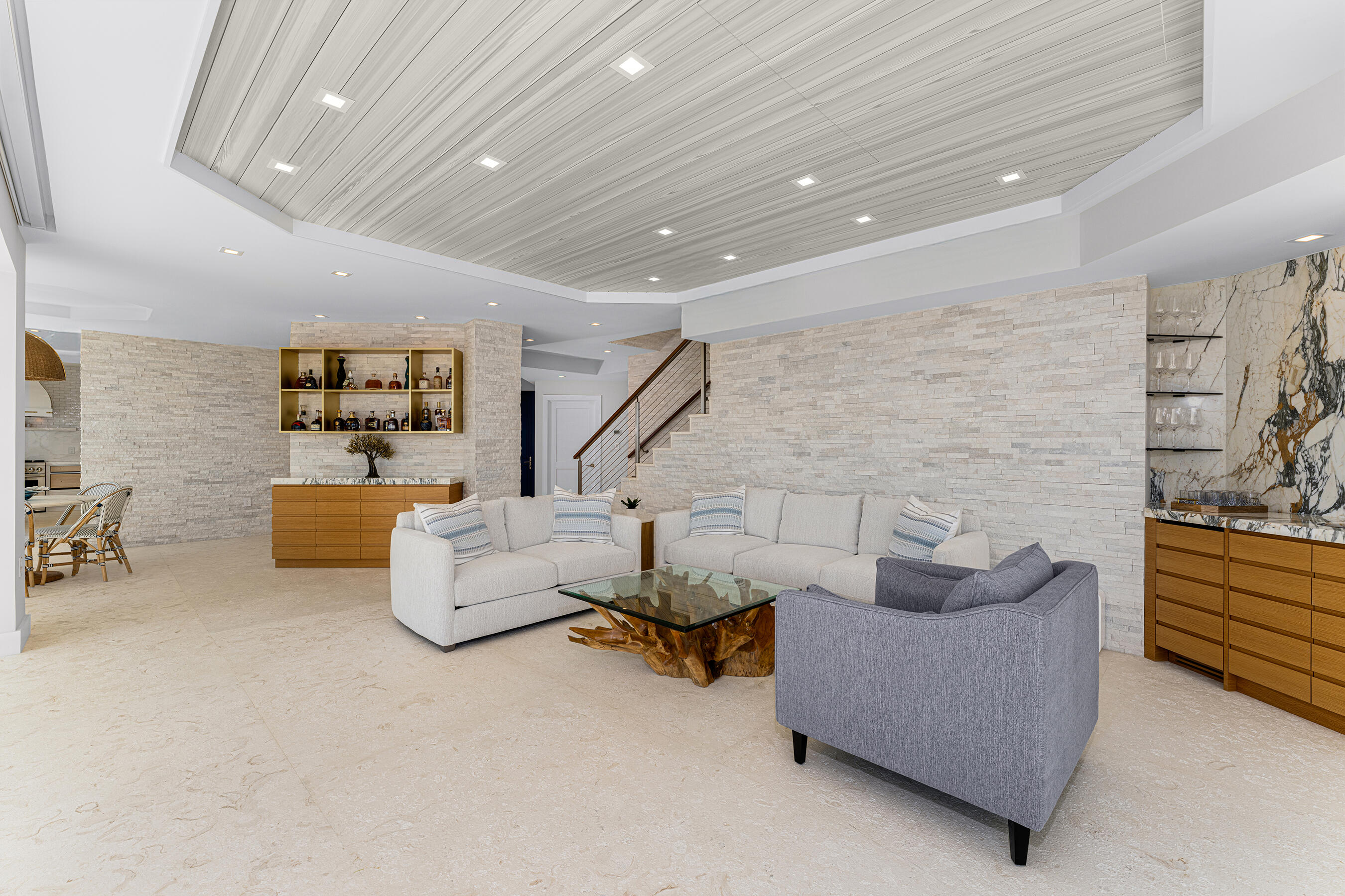 180 Pompano Drive Property Photo 18