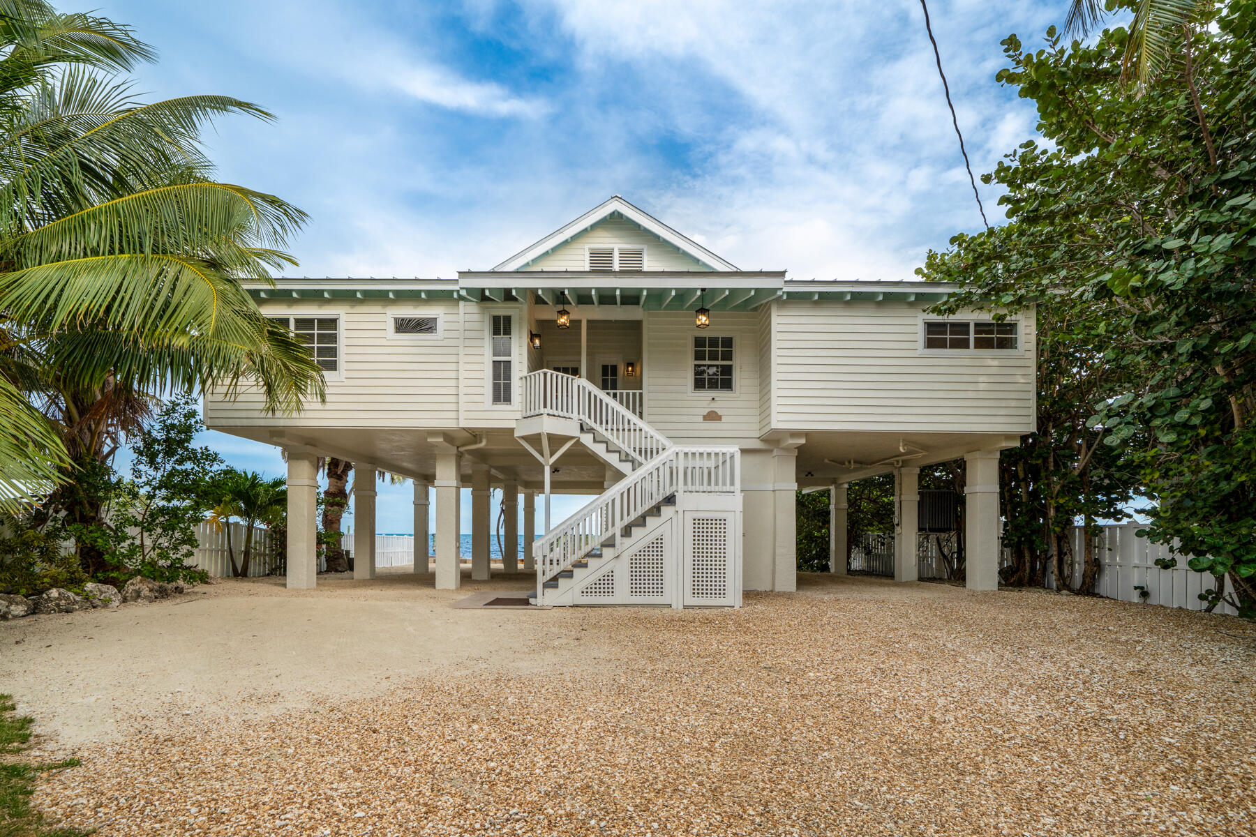 236 Tarpon Street Property Photo 6
