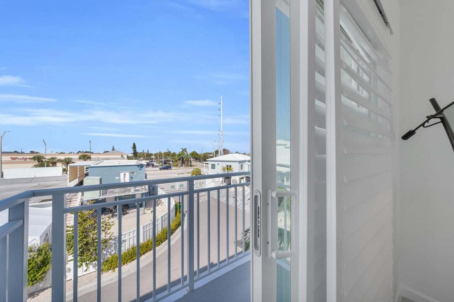 10877 Overseas Highway 30 Property Photo 21