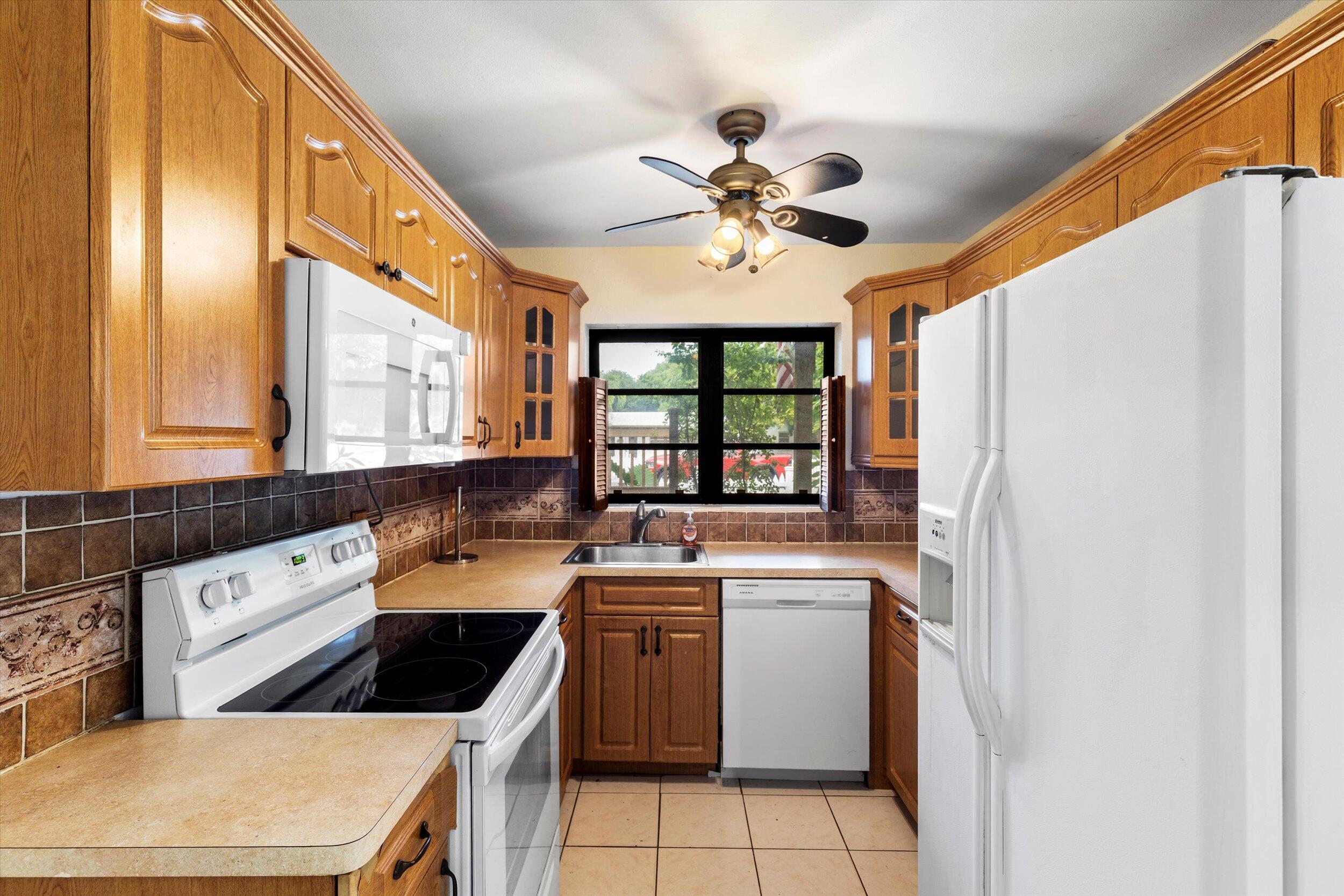 2914 Fogarty Avenue Property Photo 8