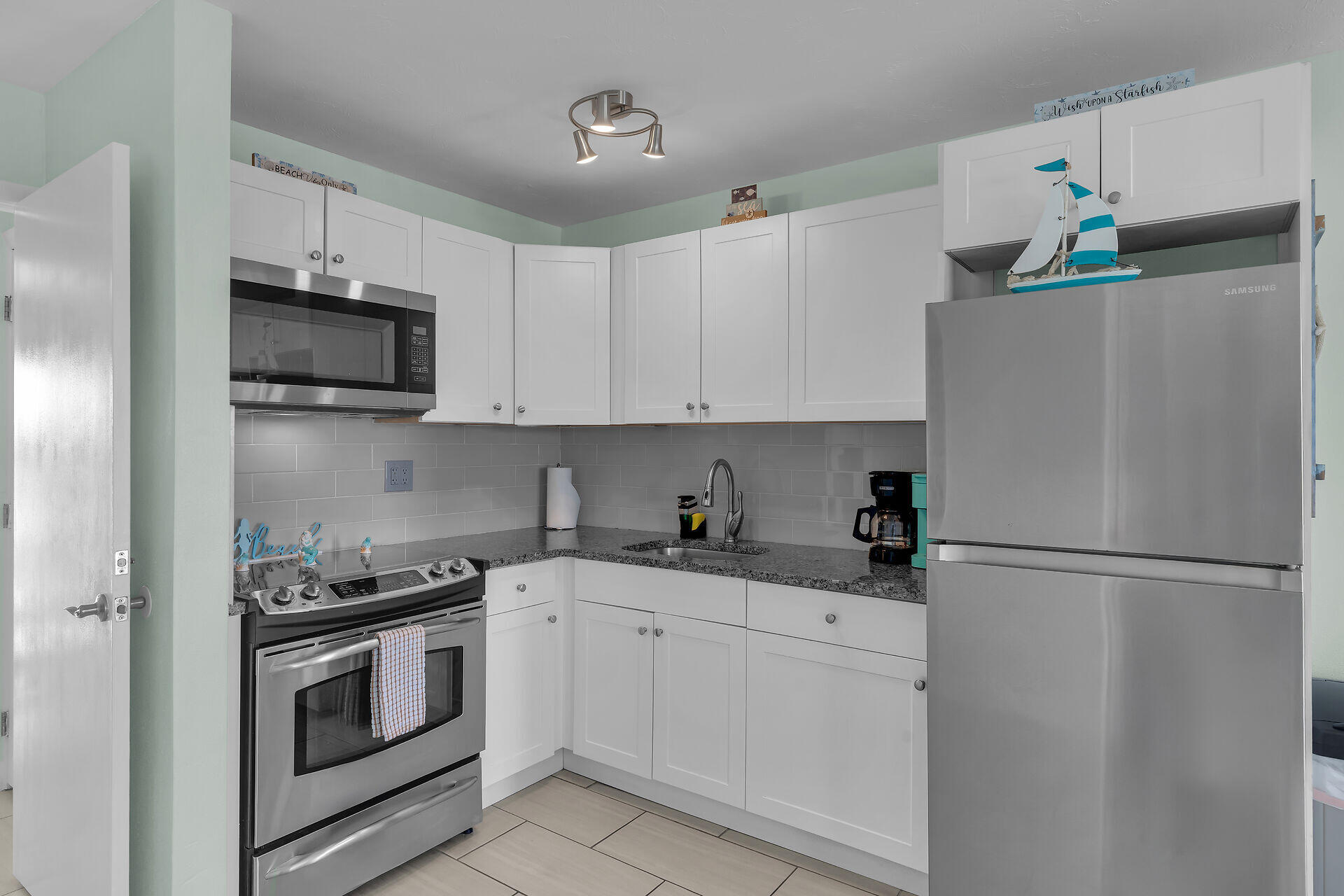 21 Sombrero Boulevard 307 Property Photo 15