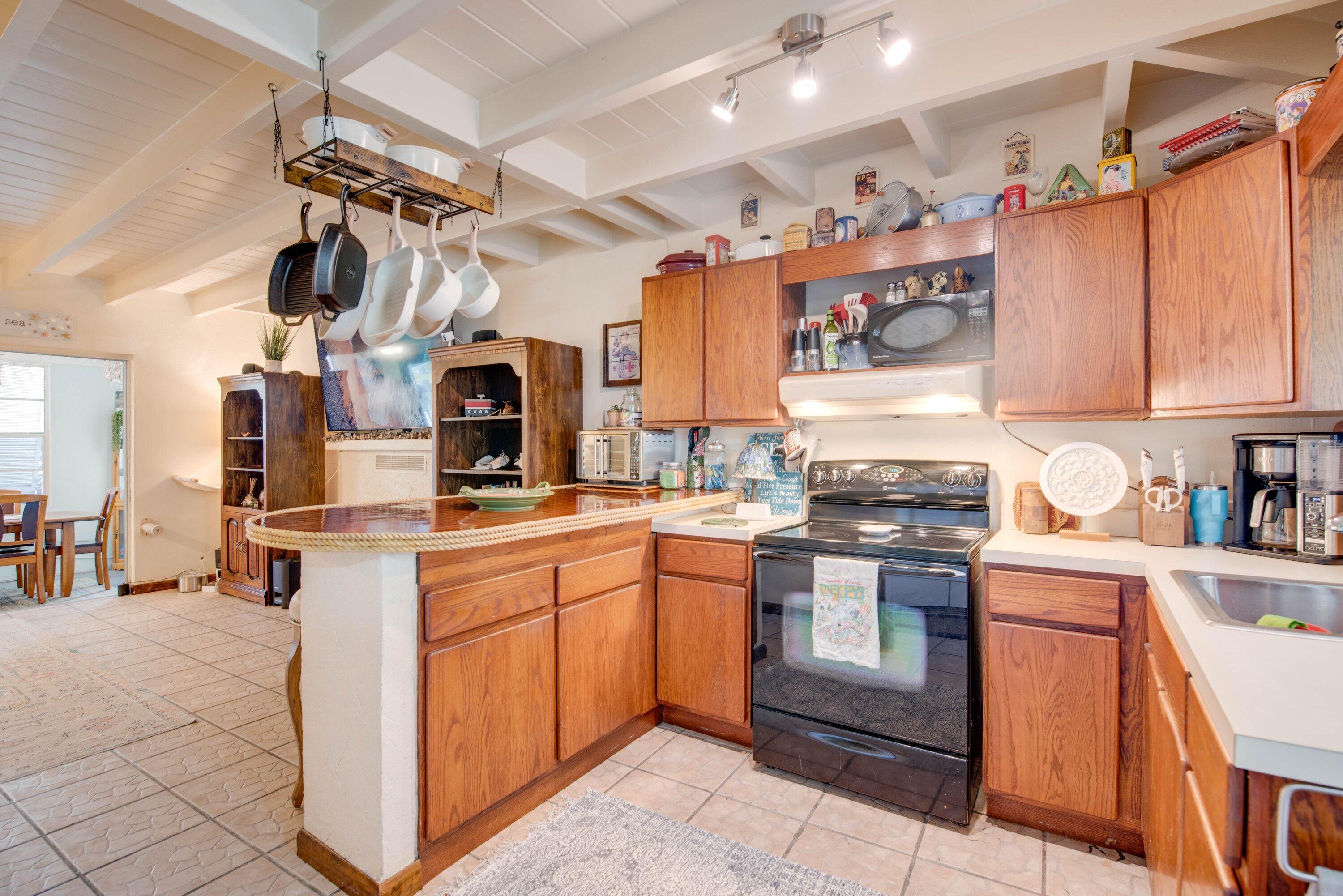 360 W Shore Drive Property Photo 2