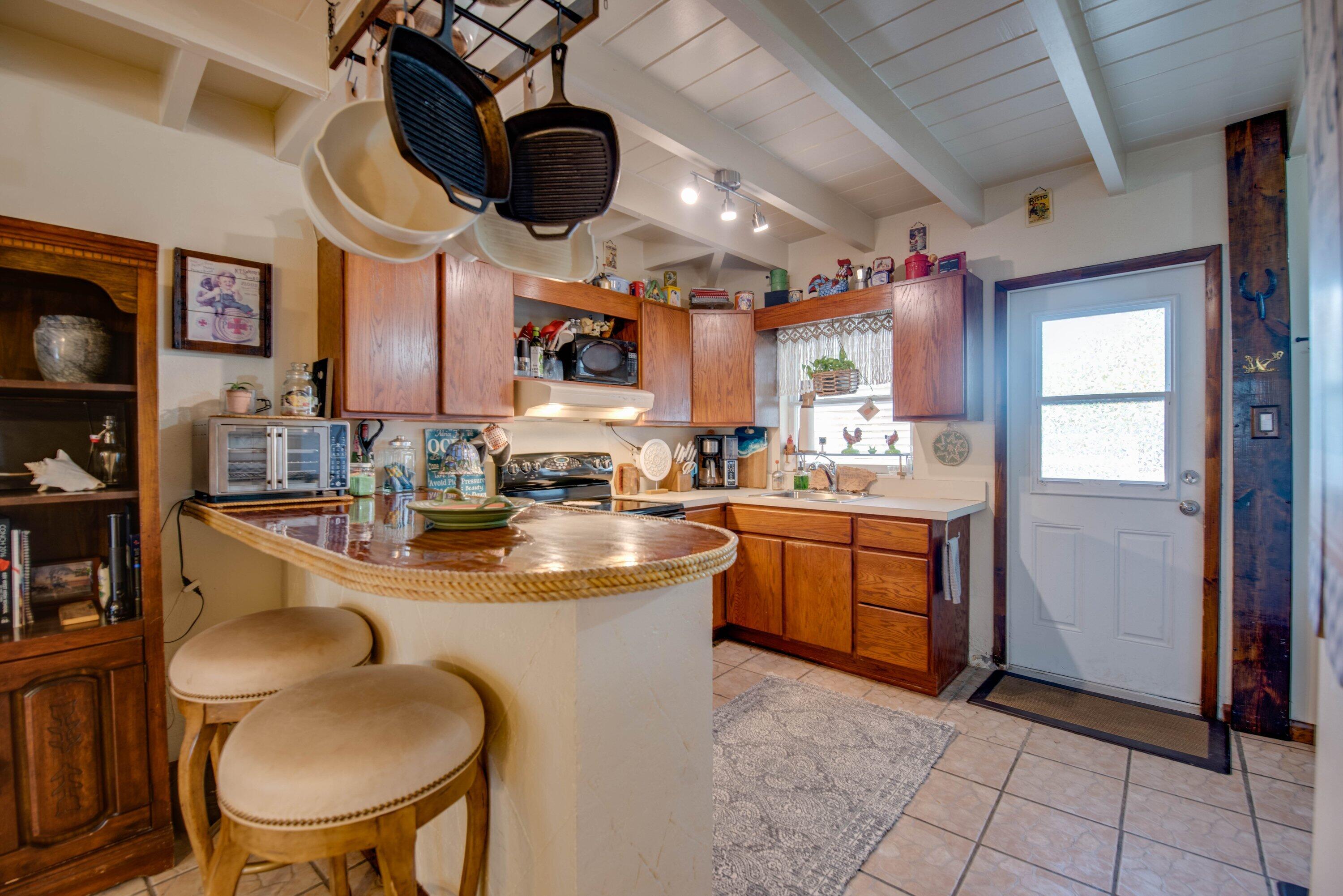 360 W Shore Drive Property Photo 4