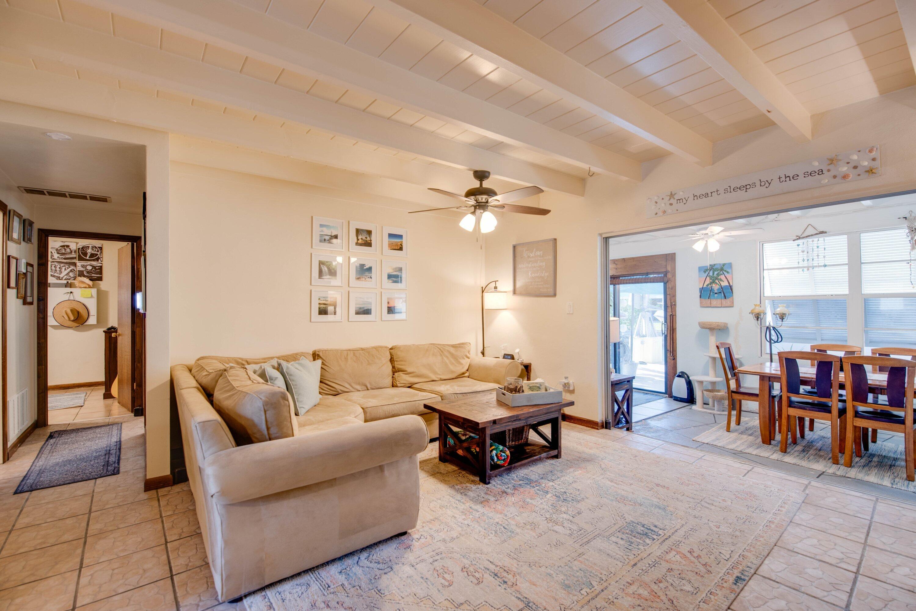 360 W Shore Drive Property Photo 6