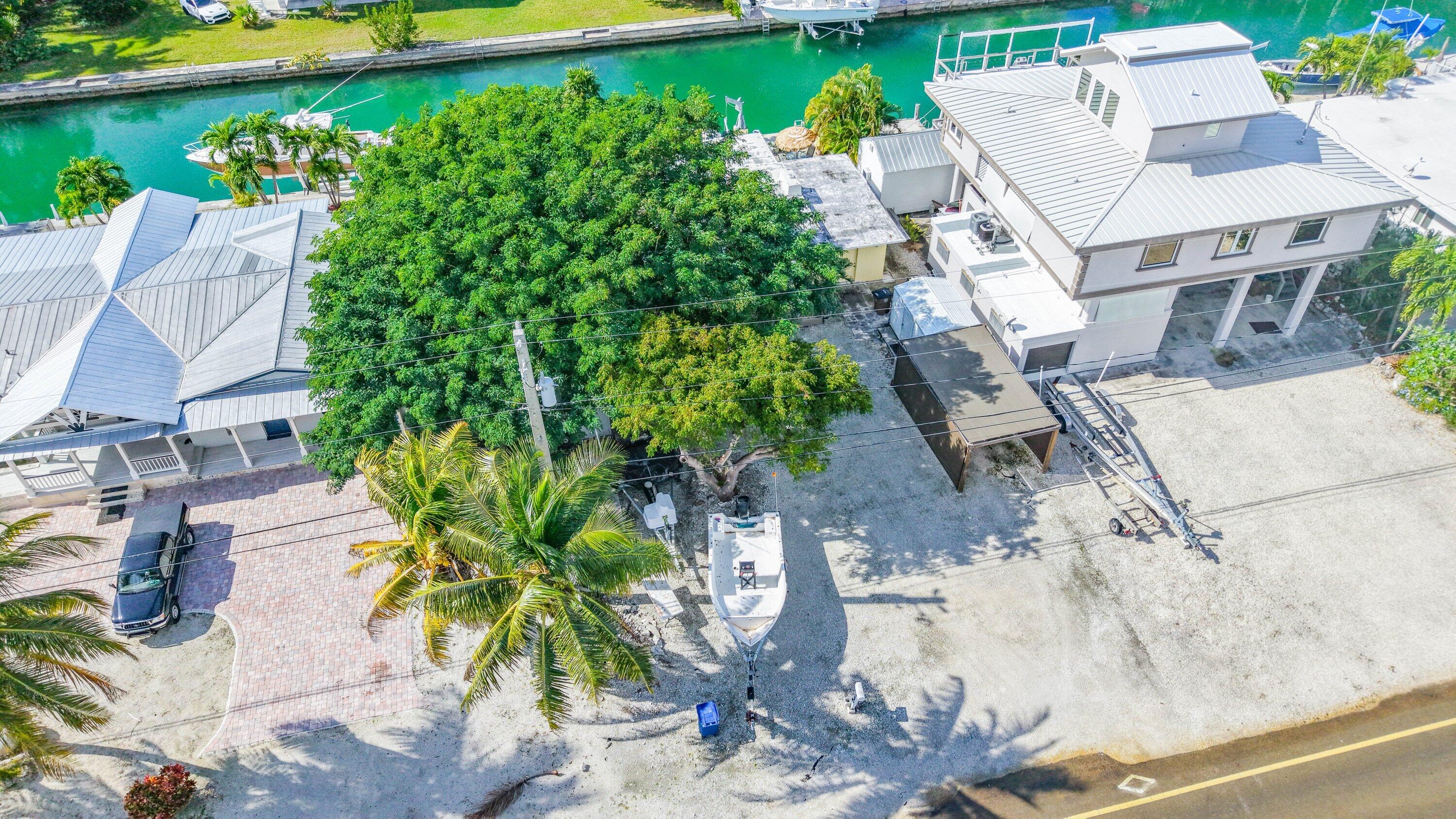 360 W Shore Drive Property Photo 25