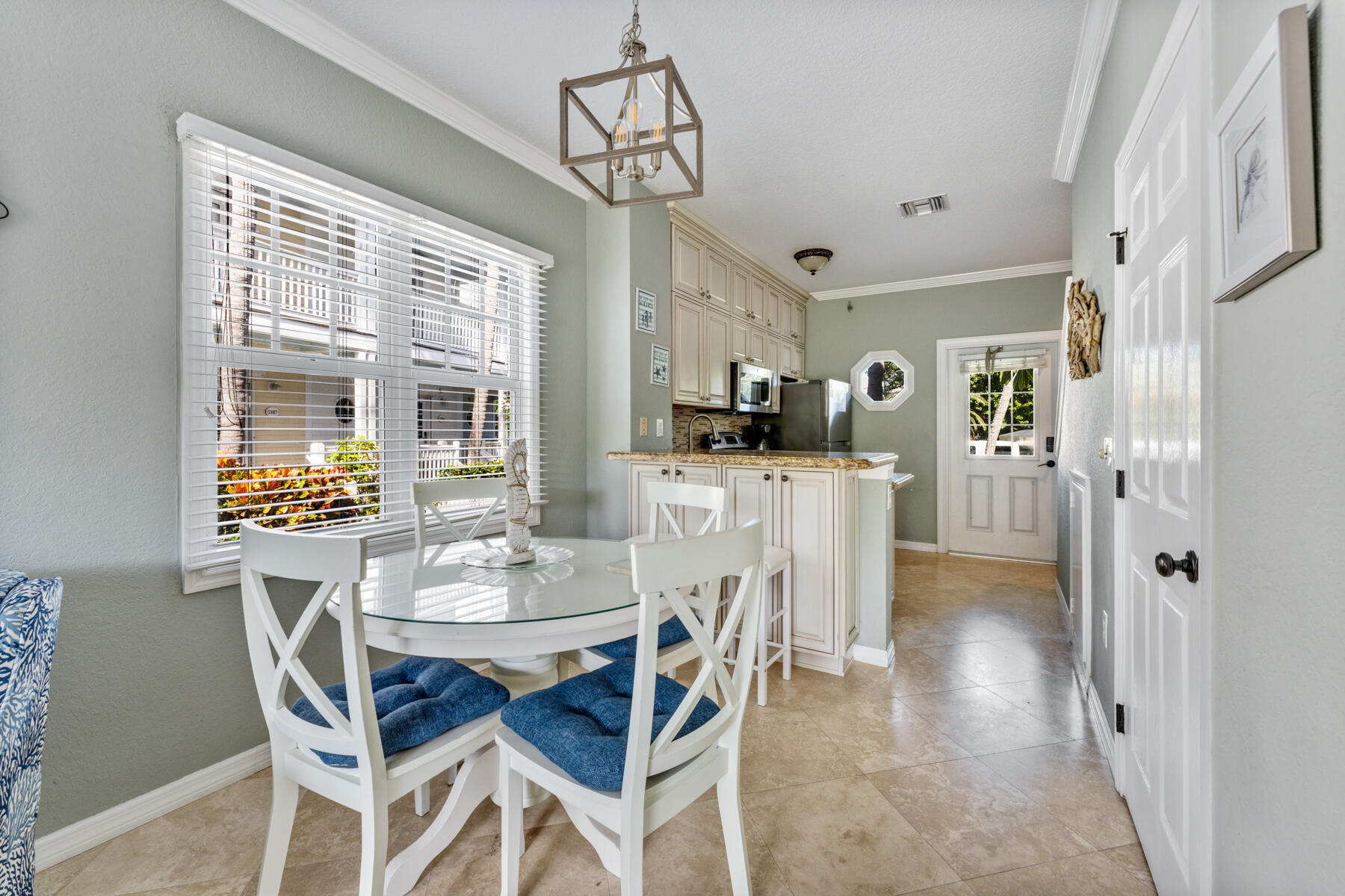 5110 Sunset Village Drive Property Photo 6