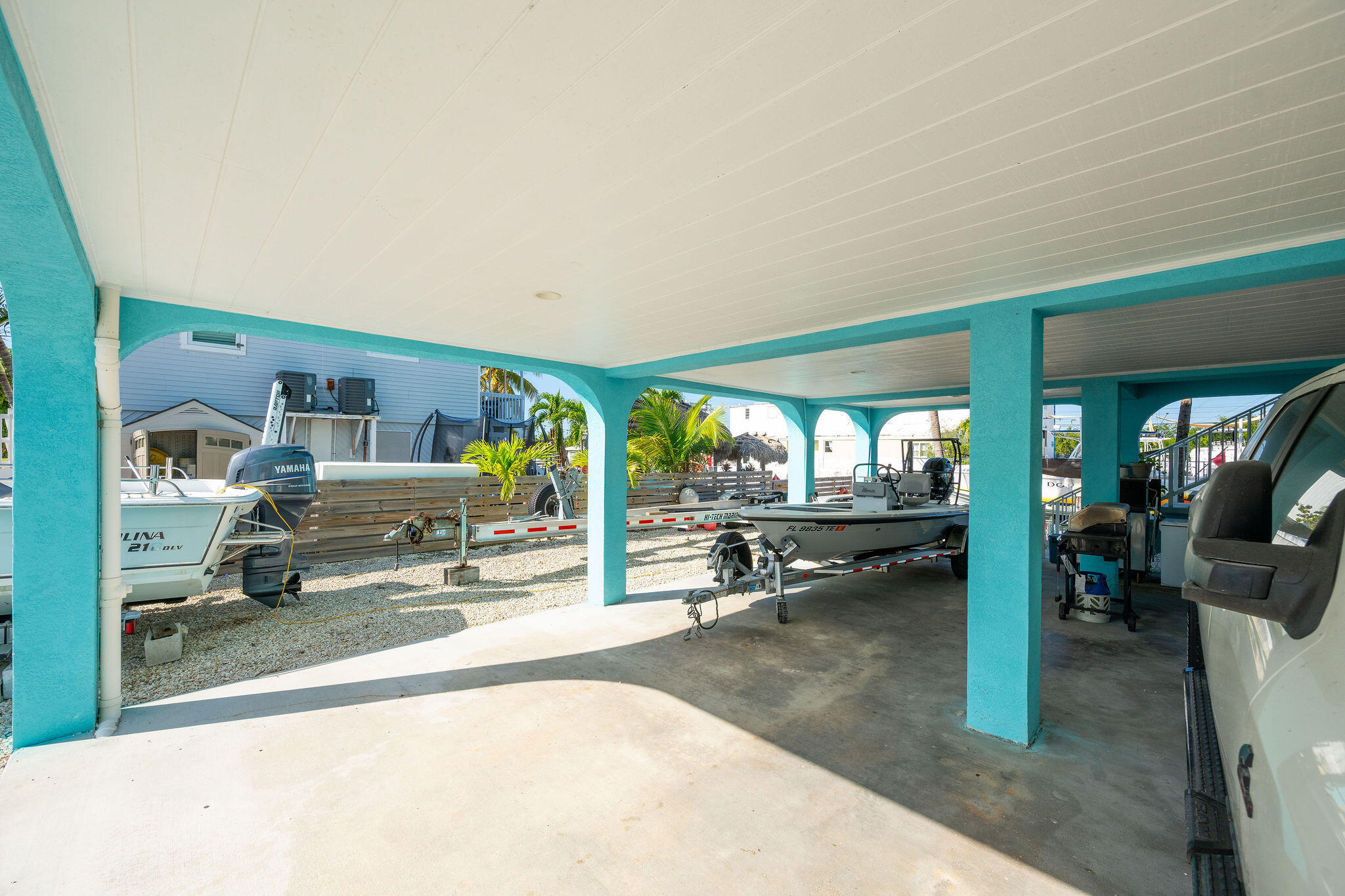 24347 W Caribbean Drive Property Photo 5