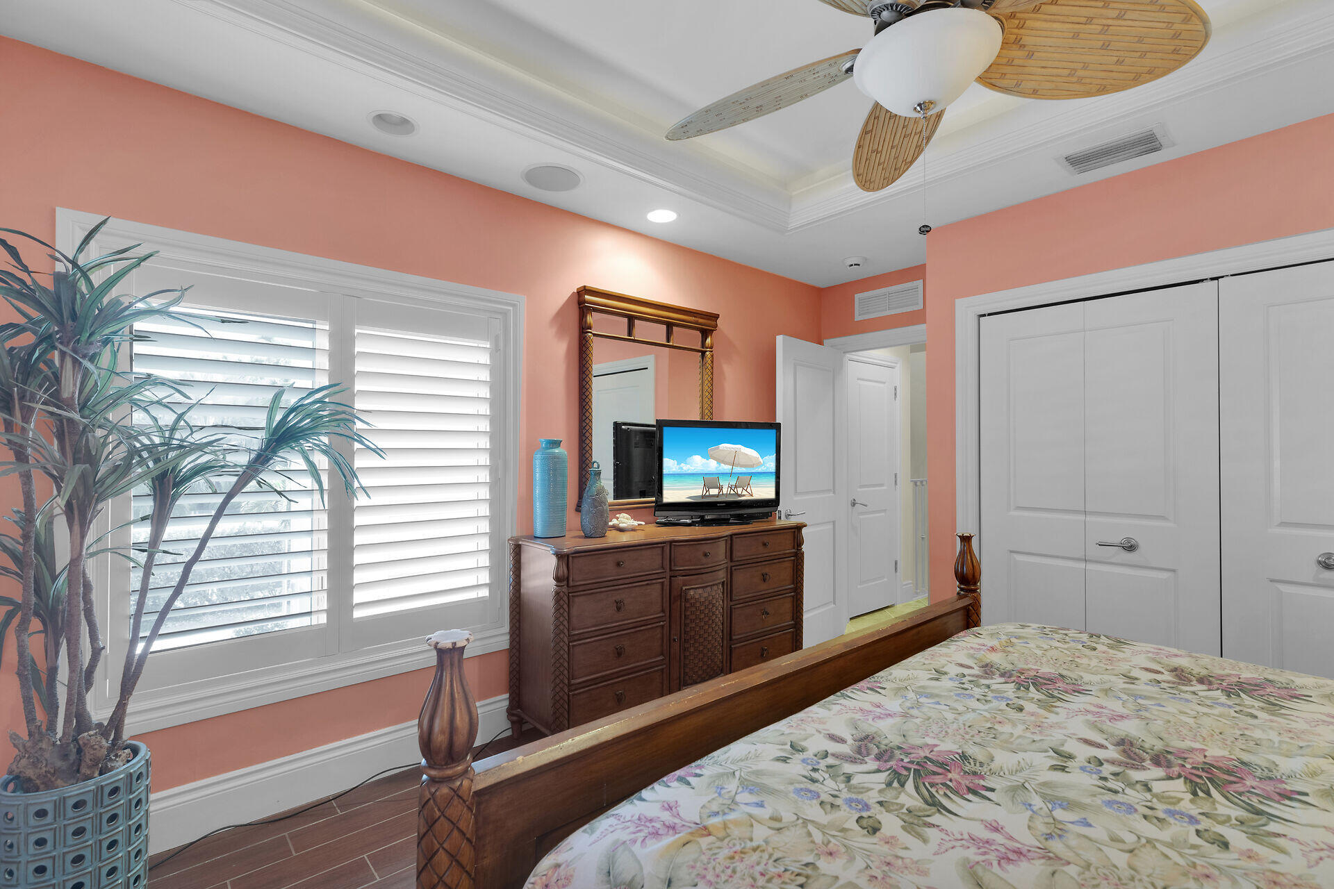 821 W Ocean Drive 3 Property Photo 19