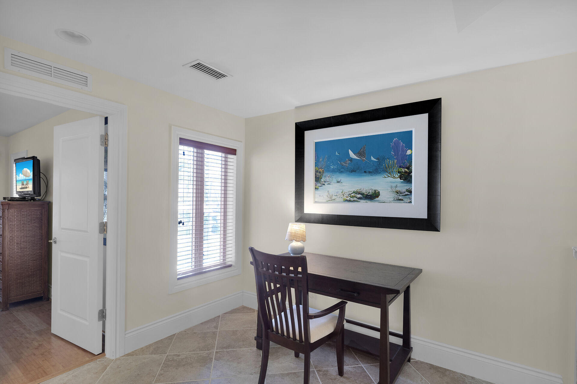 821 W Ocean Drive 3 Property Photo 23