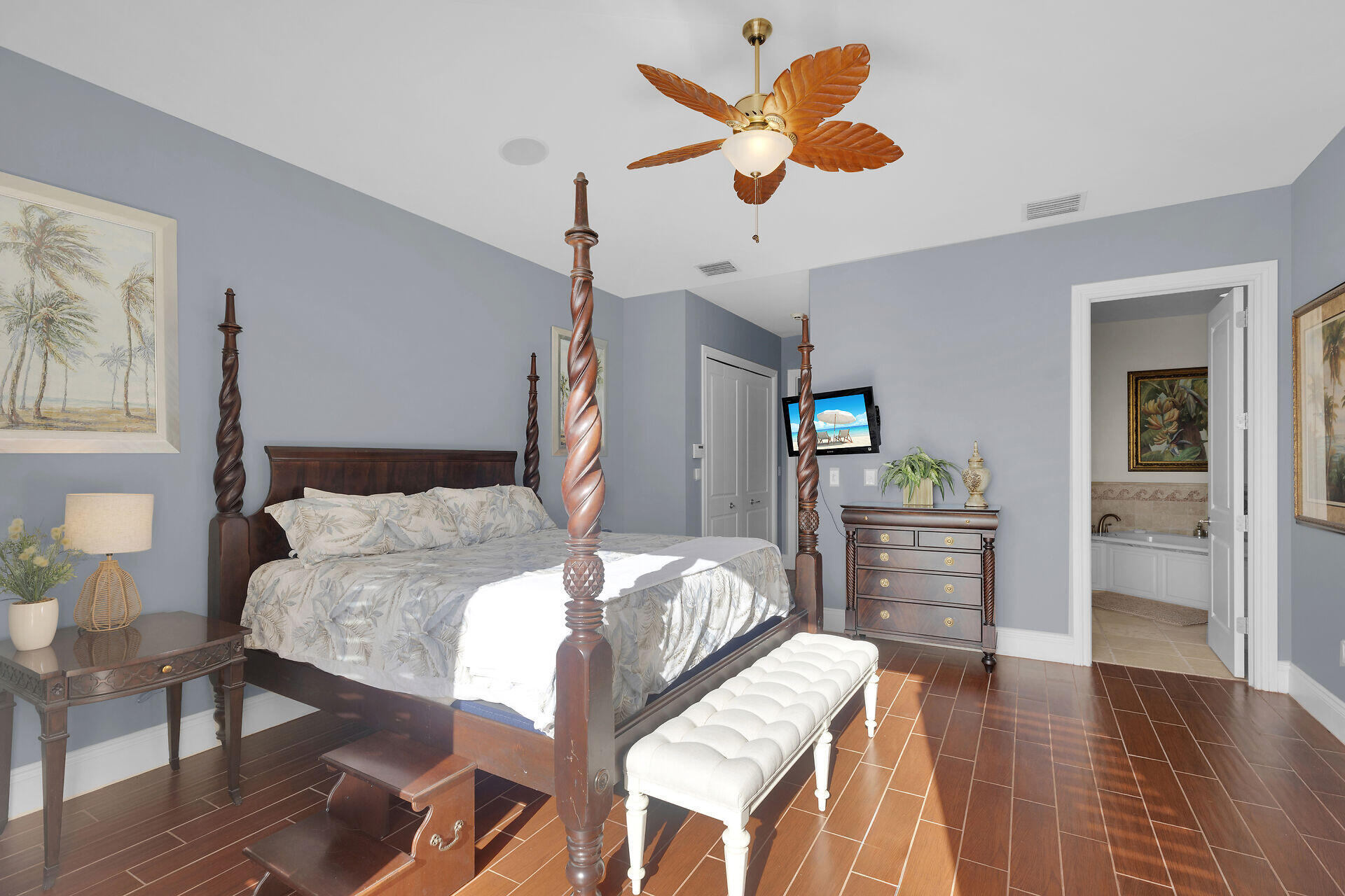 821 W Ocean Drive 3 Property Photo 32