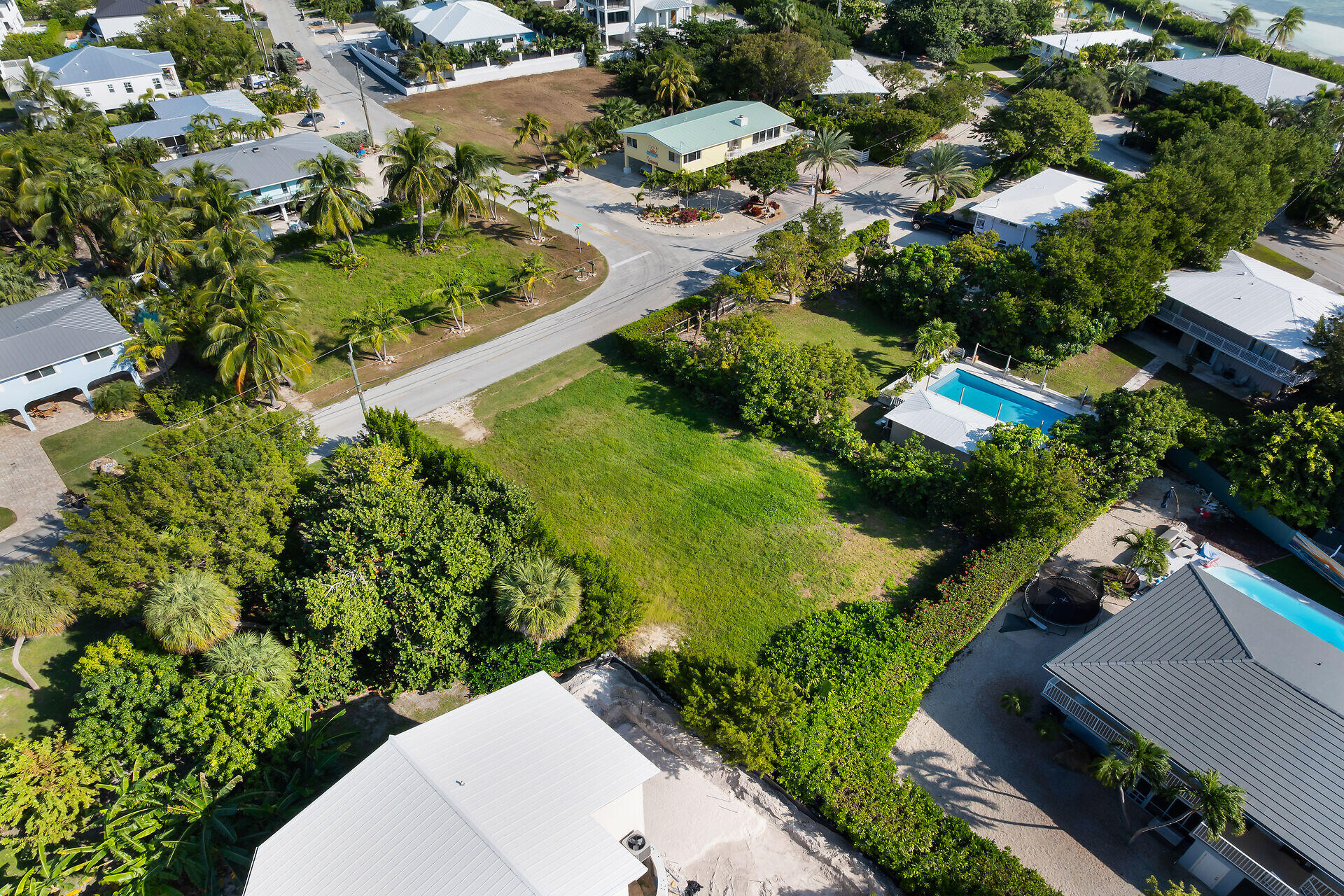 202 Barque Street Property Photo 8