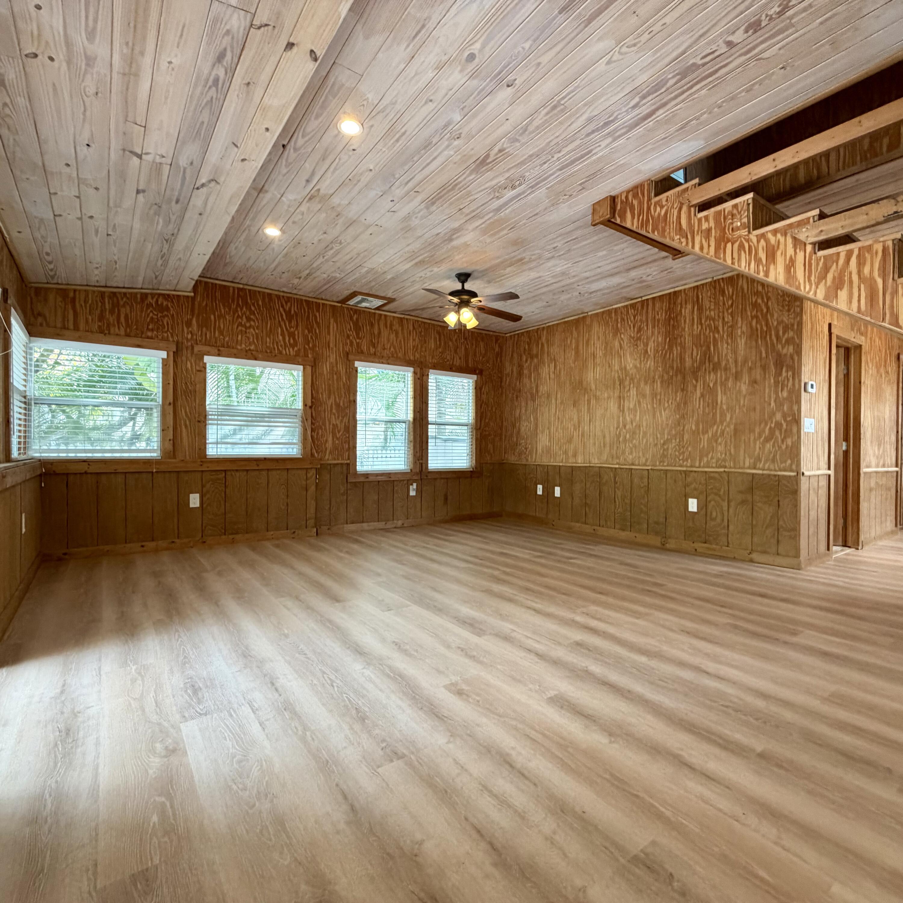 1222 Florida Street Property Photo 3