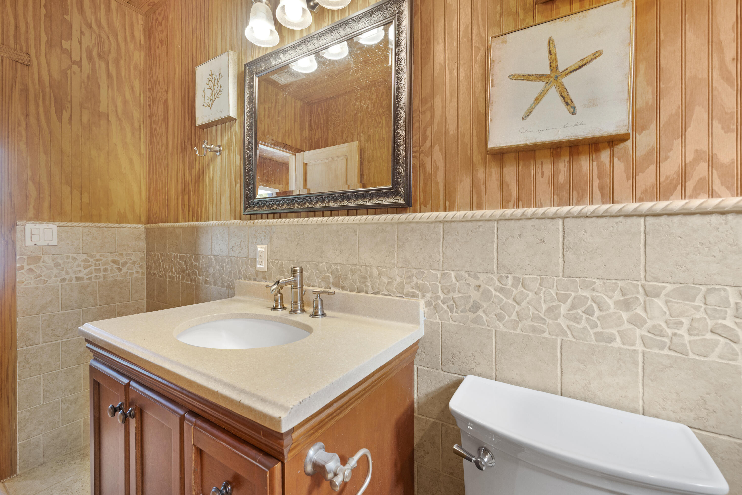 1222 Florida Street Property Photo 13