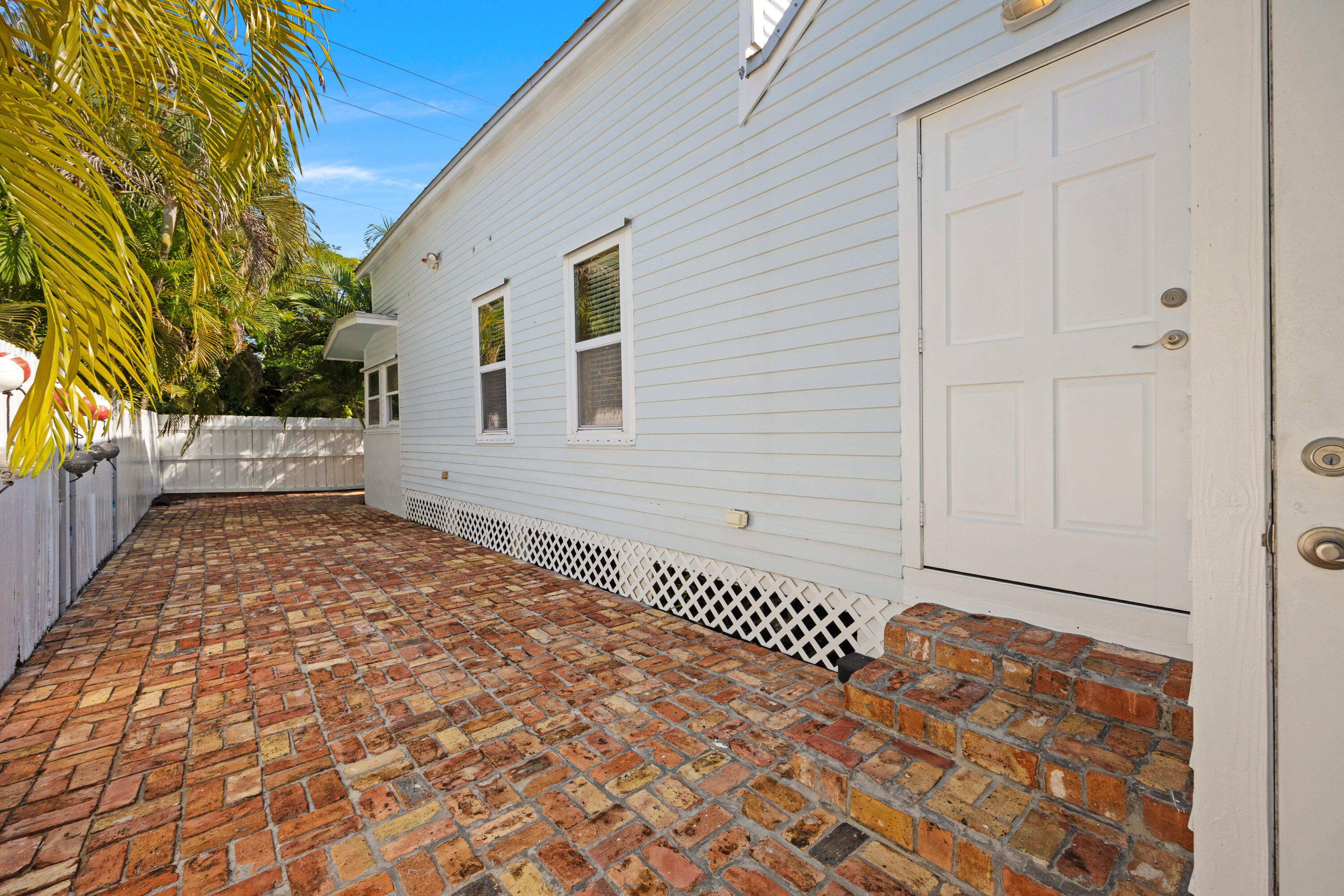 1222 Florida Street Property Photo 23