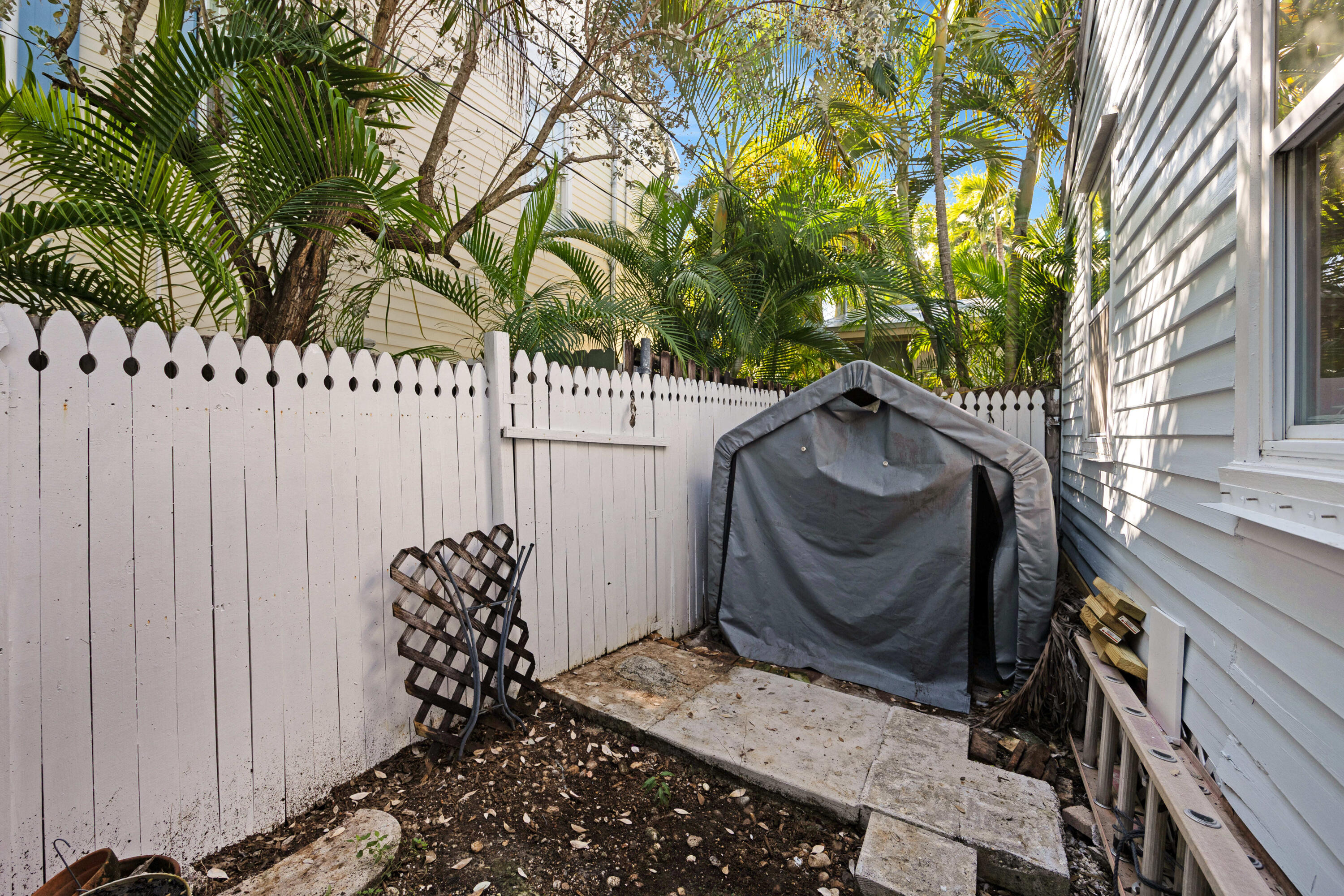 1222 Florida Street Property Photo 25
