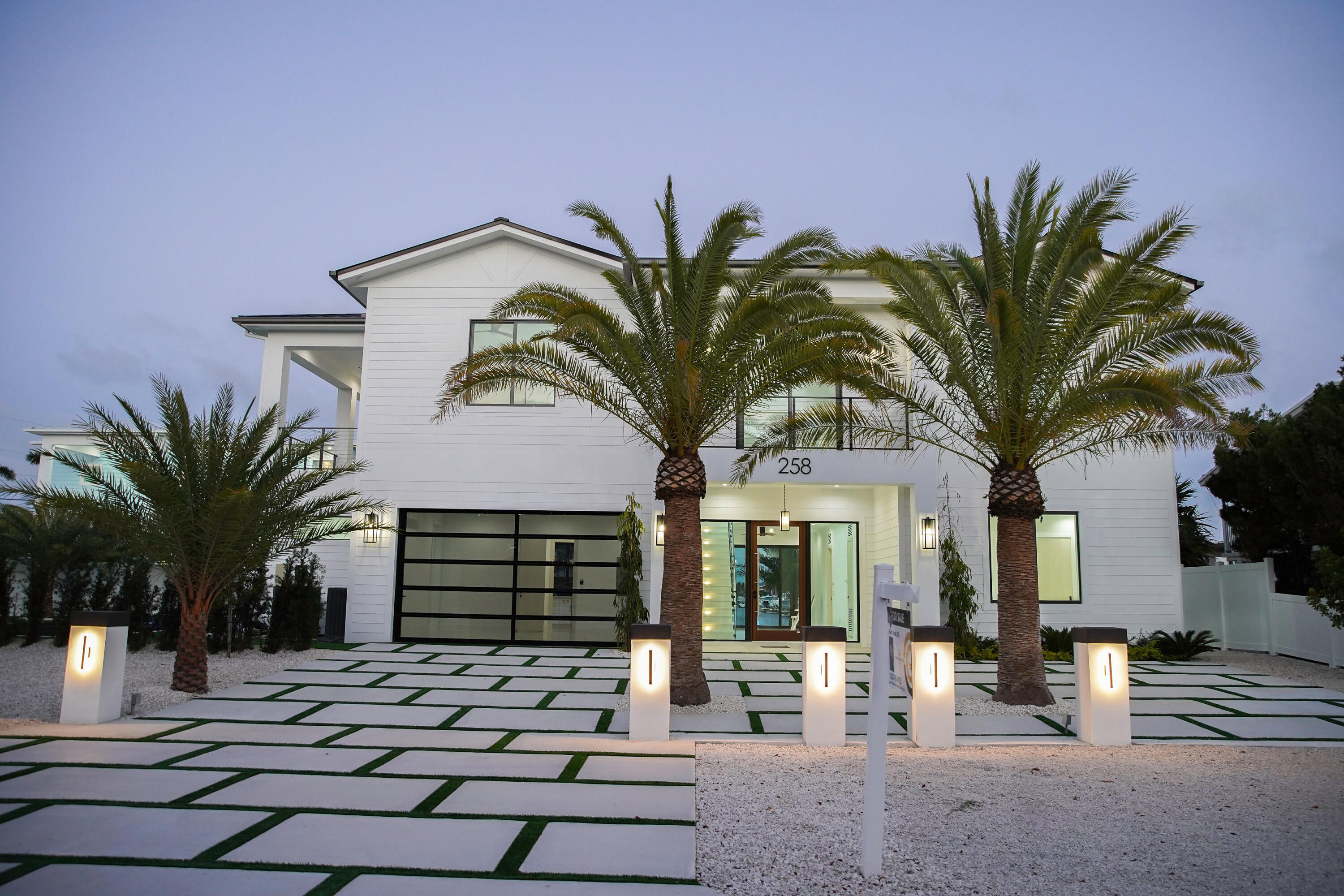 258 Caribbean Drive Property Photo 6