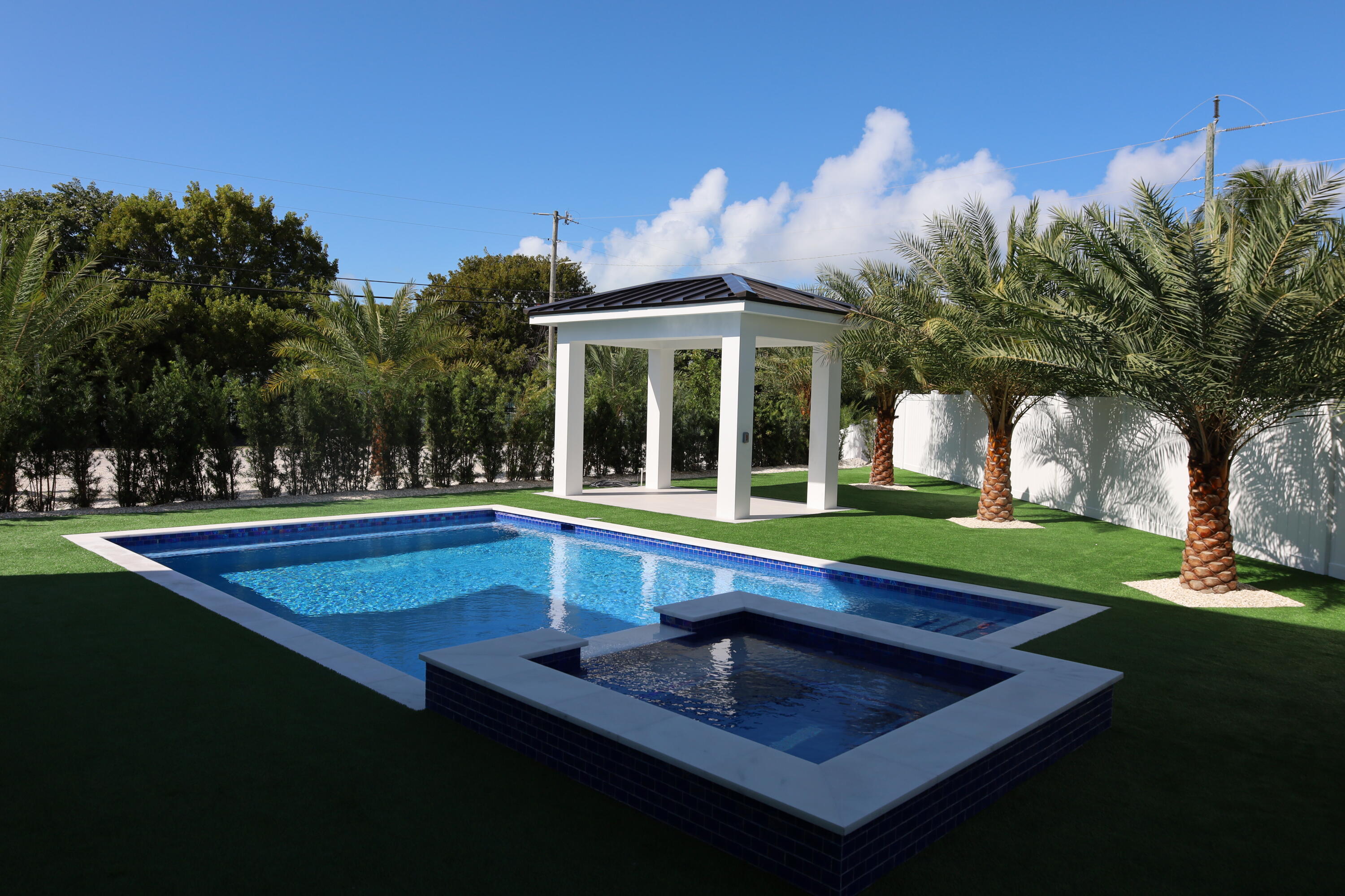 258 Caribbean Drive Property Photo 11