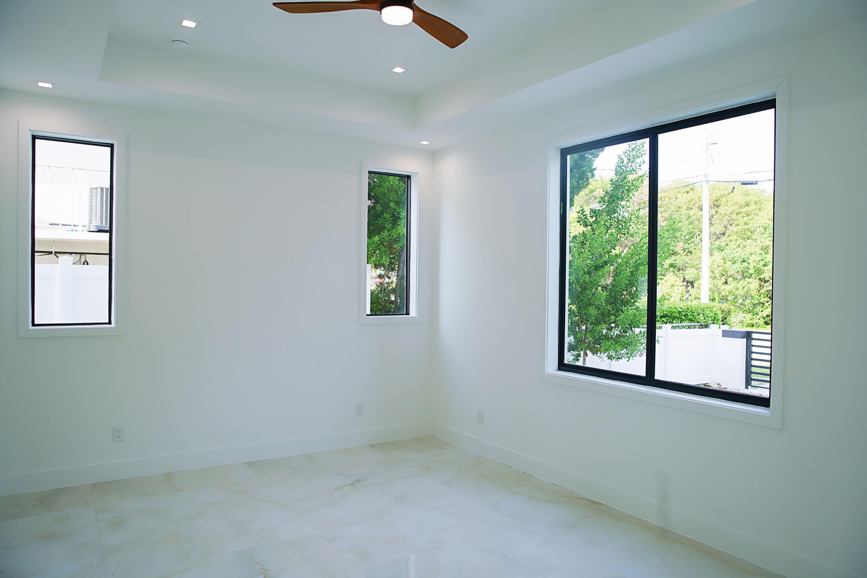258 Caribbean Drive Property Photo 19