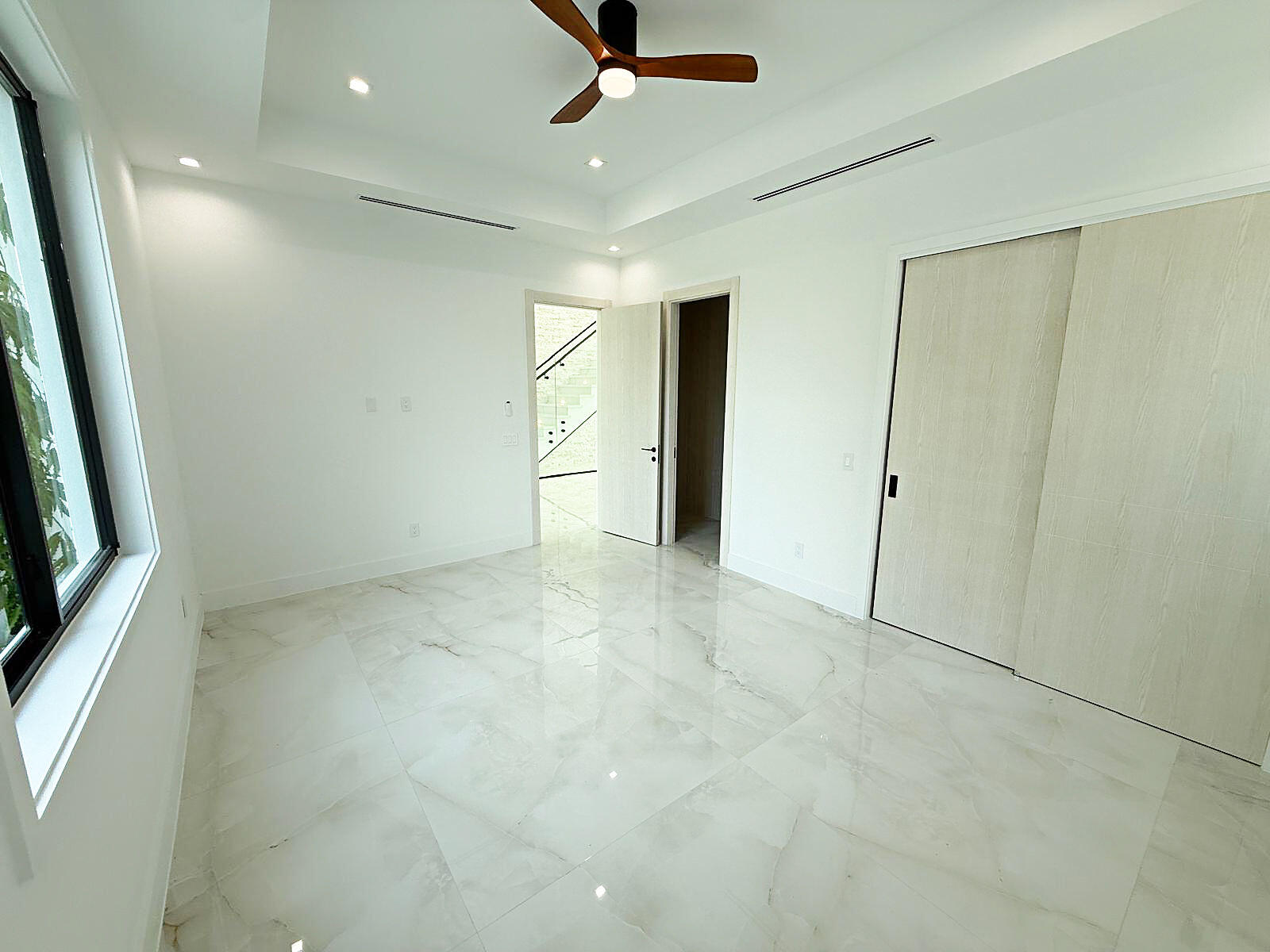258 Caribbean Drive Property Photo 27