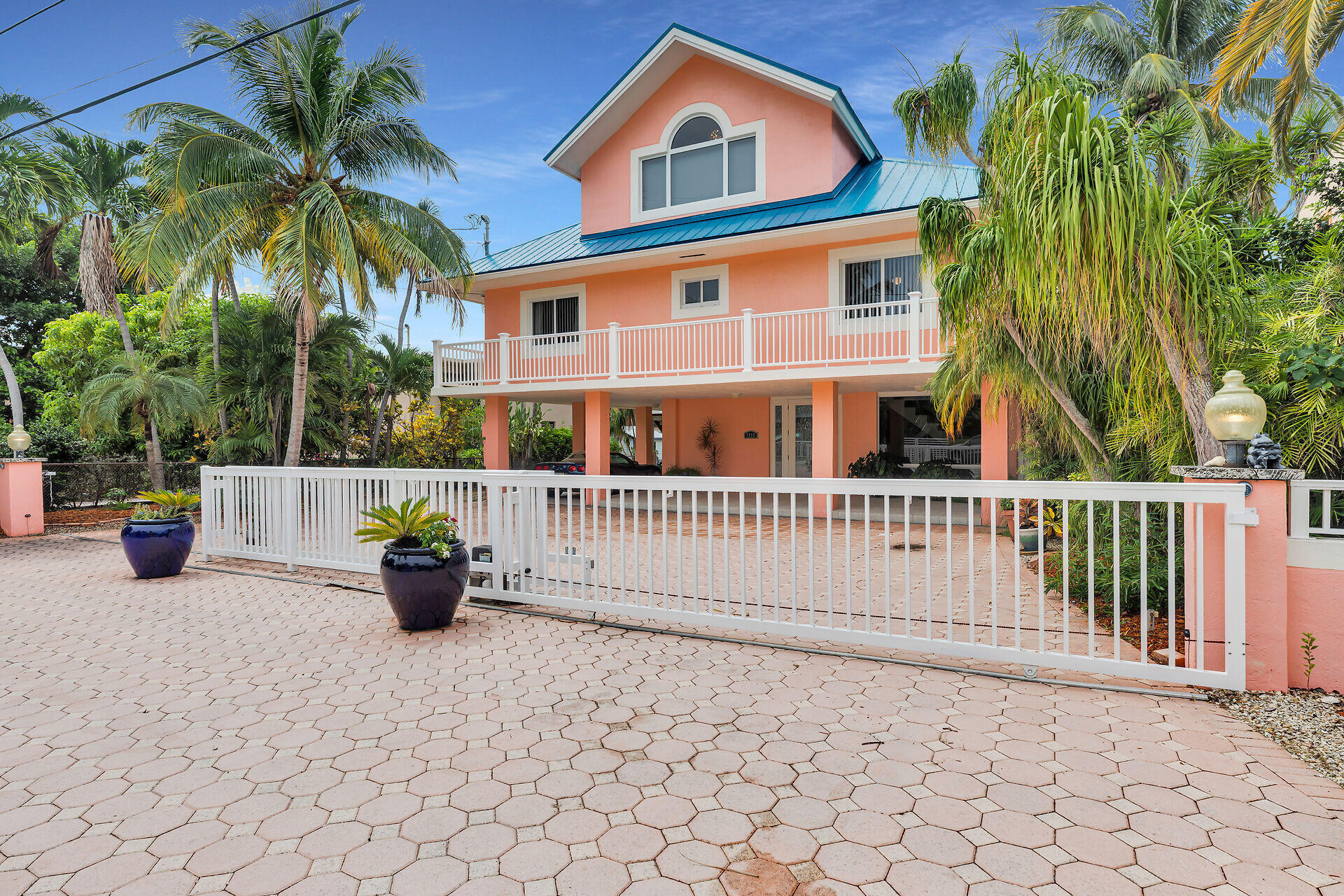 1218 Mockingbird Road Property Photo 6