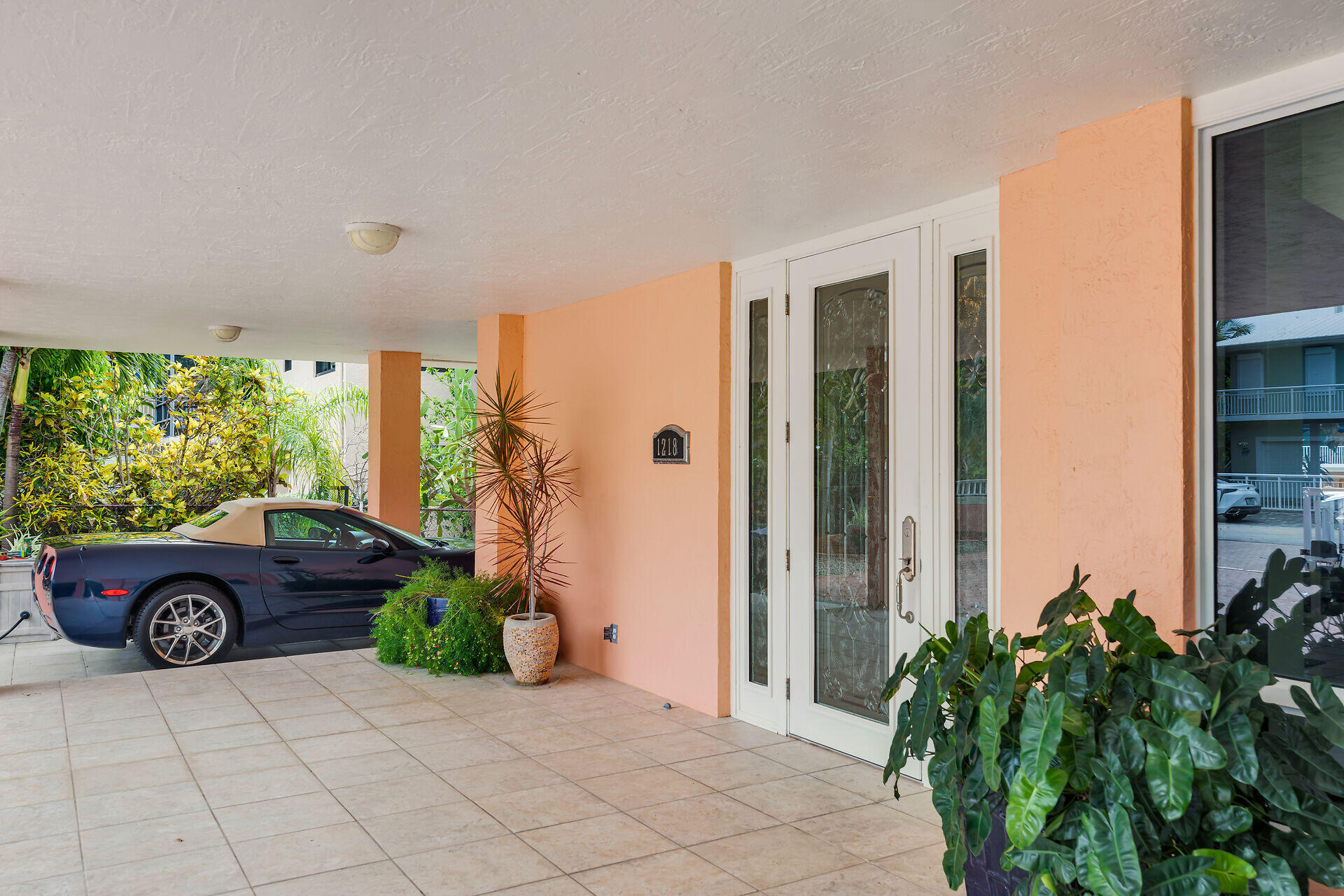 1218 Mockingbird Road Property Photo 10