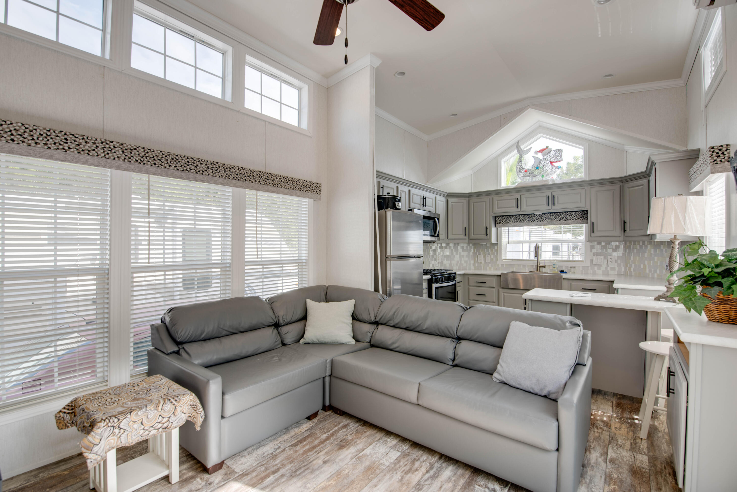 29859 Overseas Highway 37 Property Photo 4