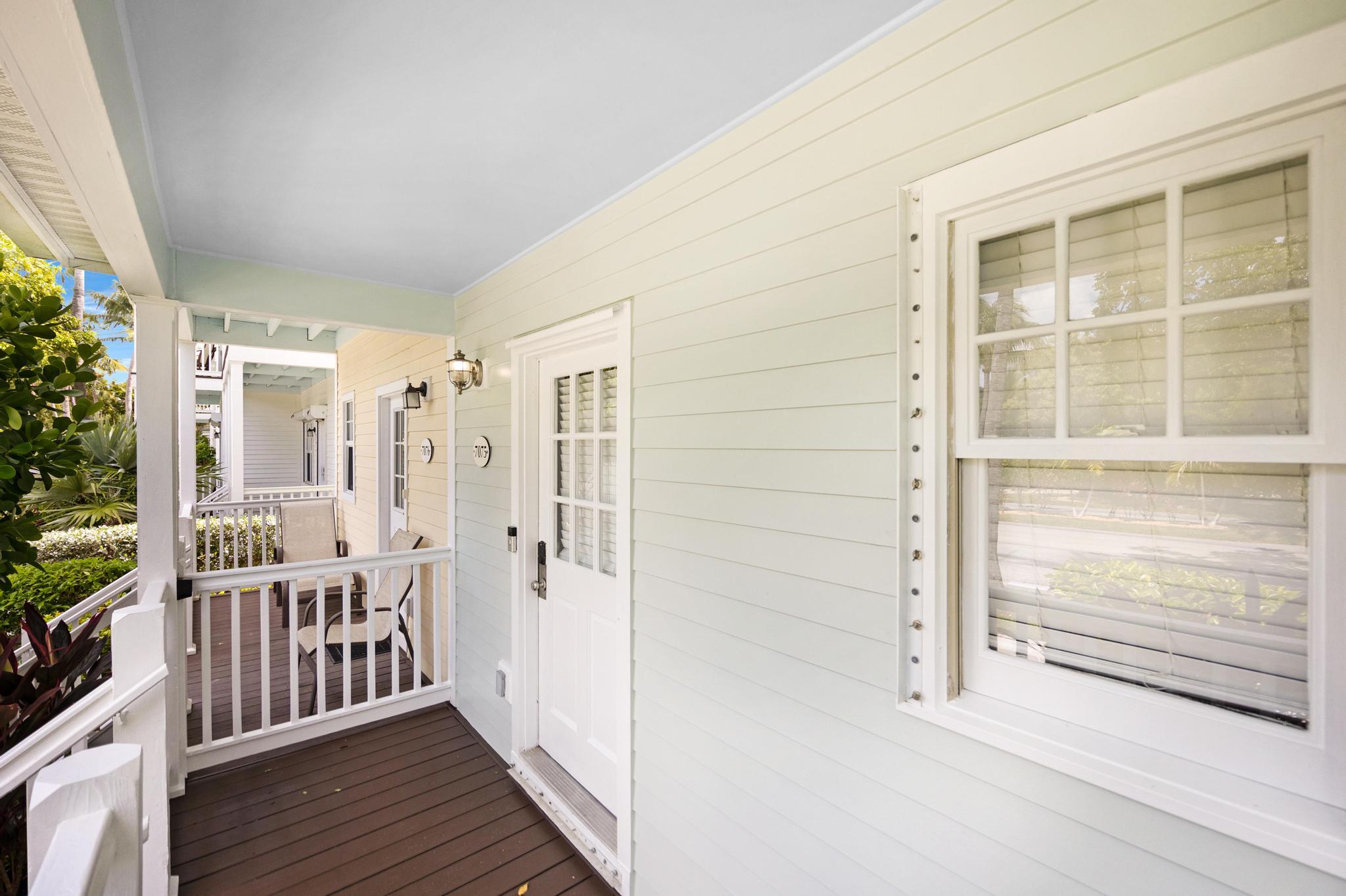 7075 Hawks Cay Boulevard Property Photo 6