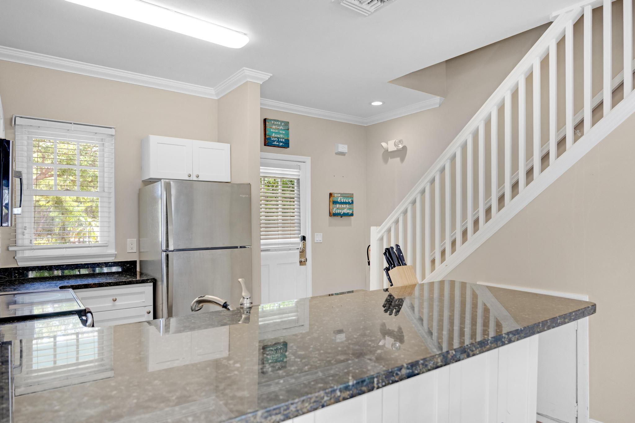 7075 Hawks Cay Boulevard Property Photo 22