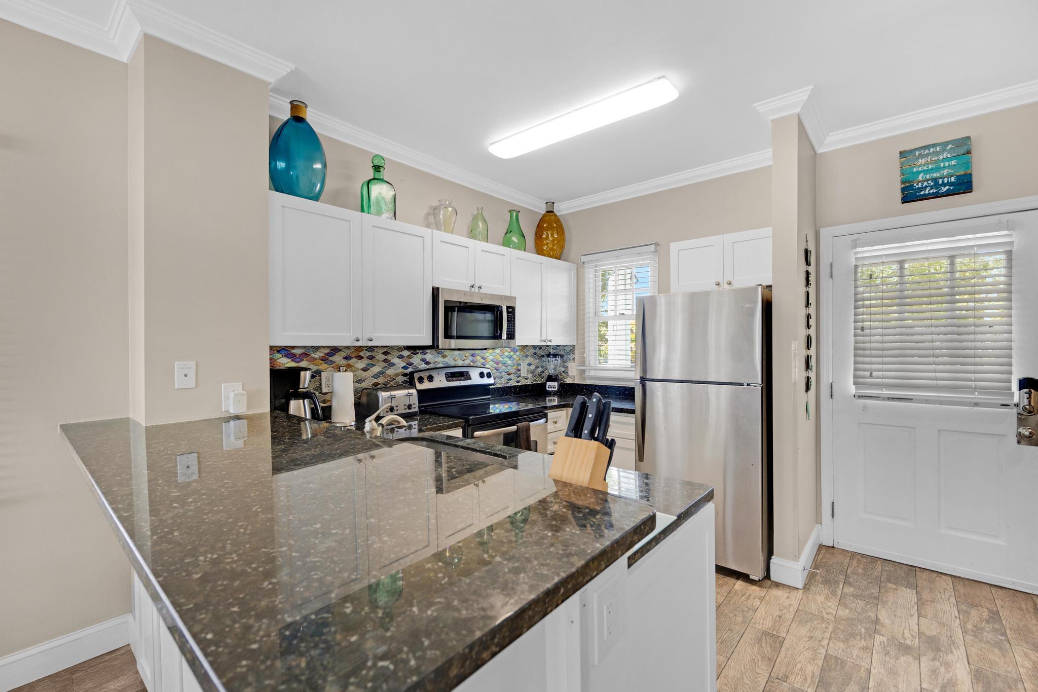 7075 Hawks Cay Boulevard Property Photo 24