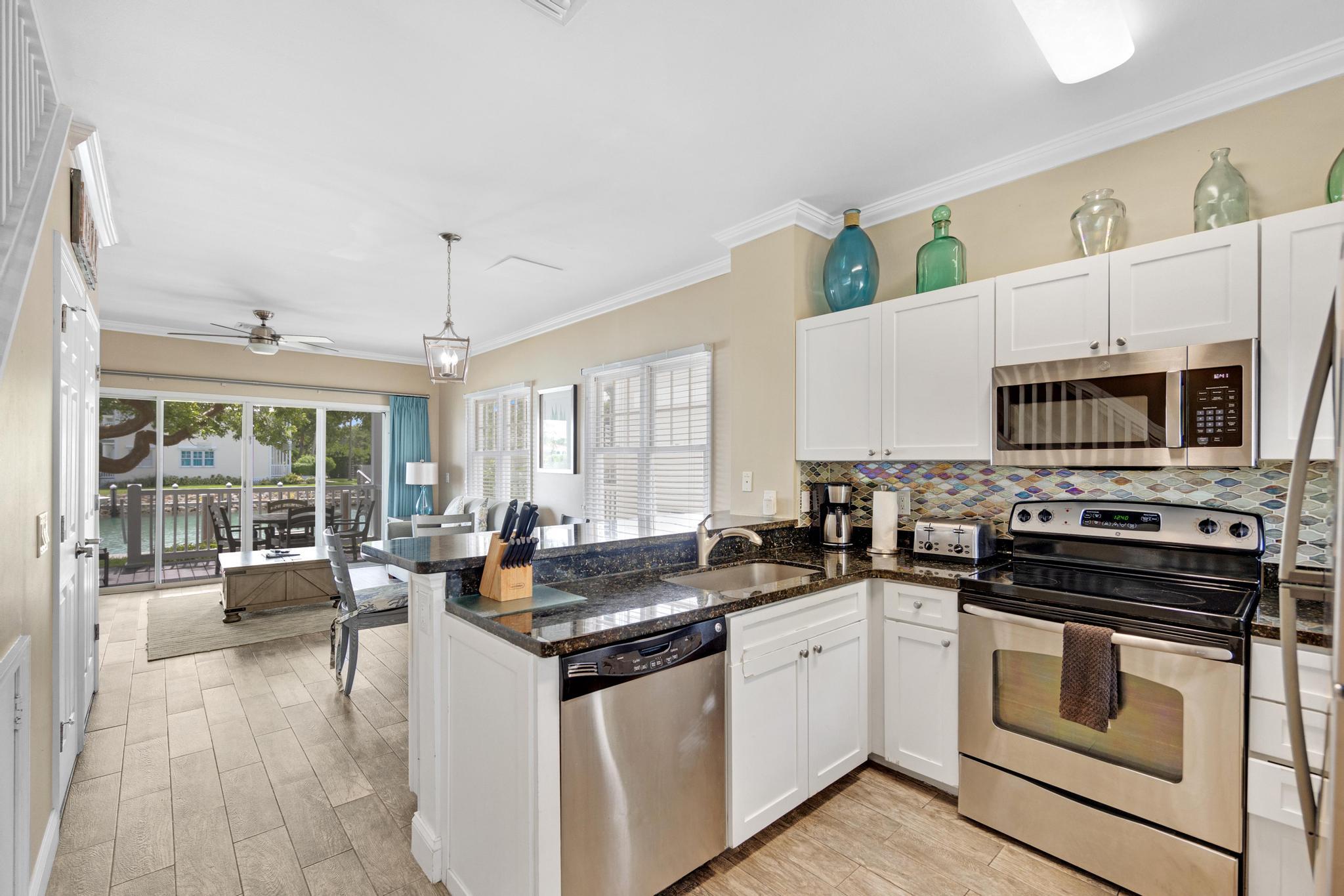 7075 Hawks Cay Boulevard Property Photo 26