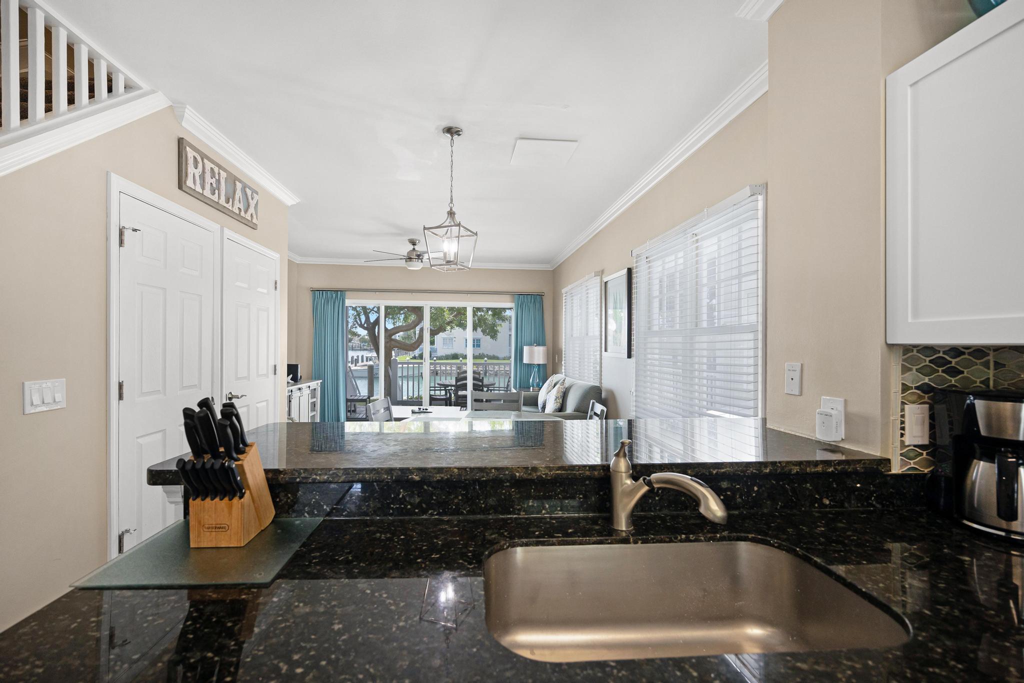 7075 Hawks Cay Boulevard Property Photo 27