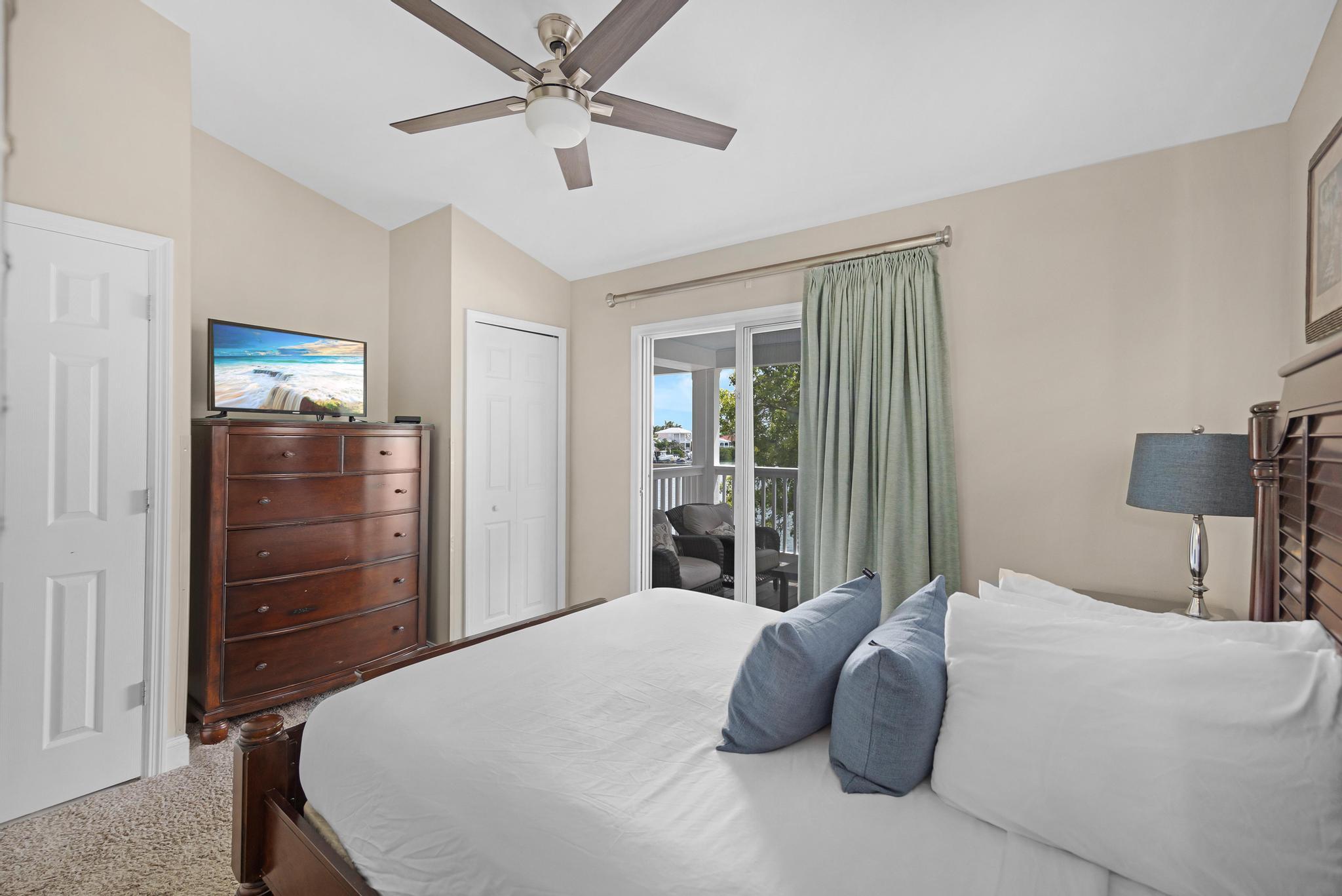 7075 Hawks Cay Boulevard Property Photo 44