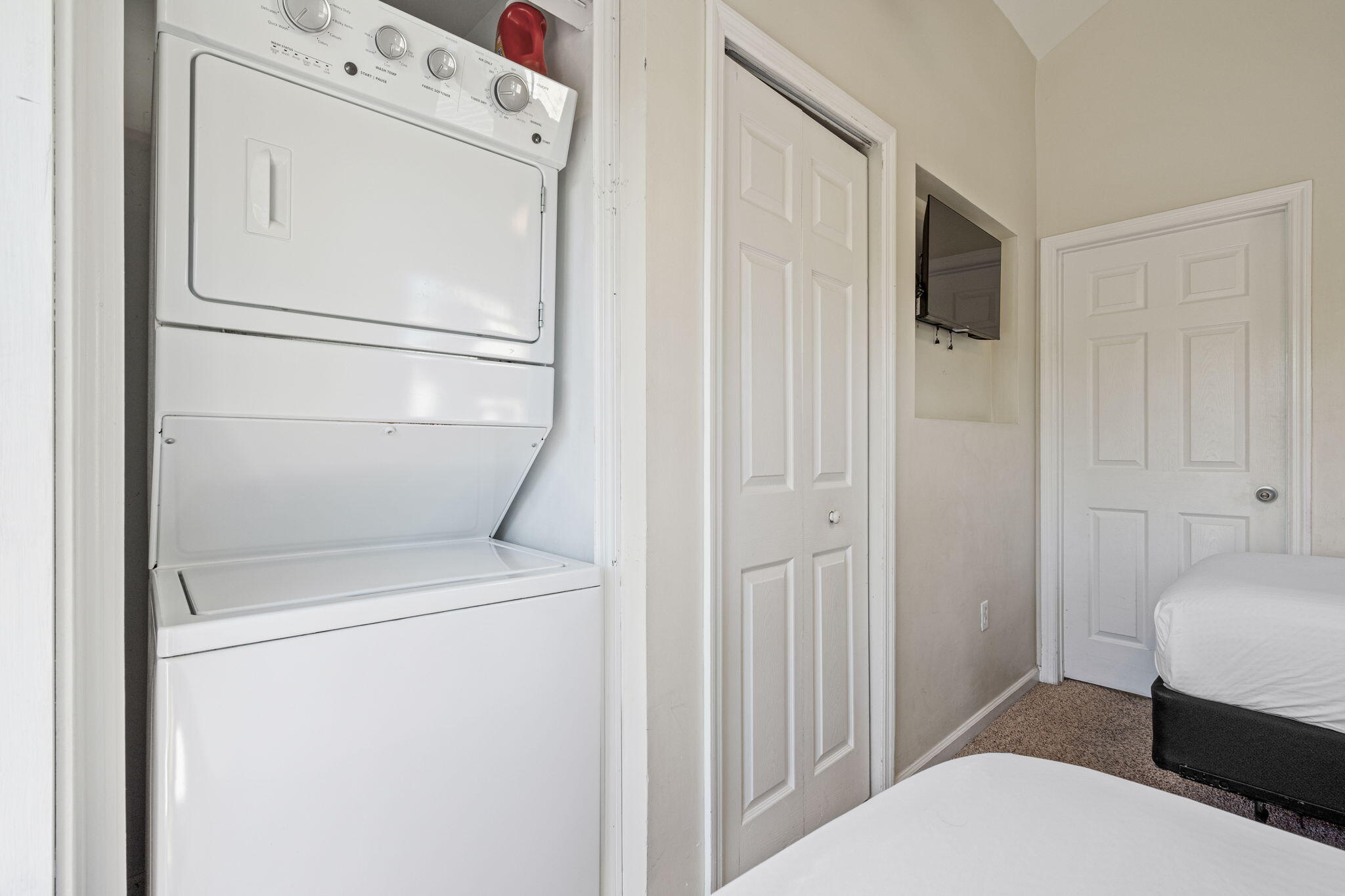 5086 Sunset Village Drive Property Photo 25