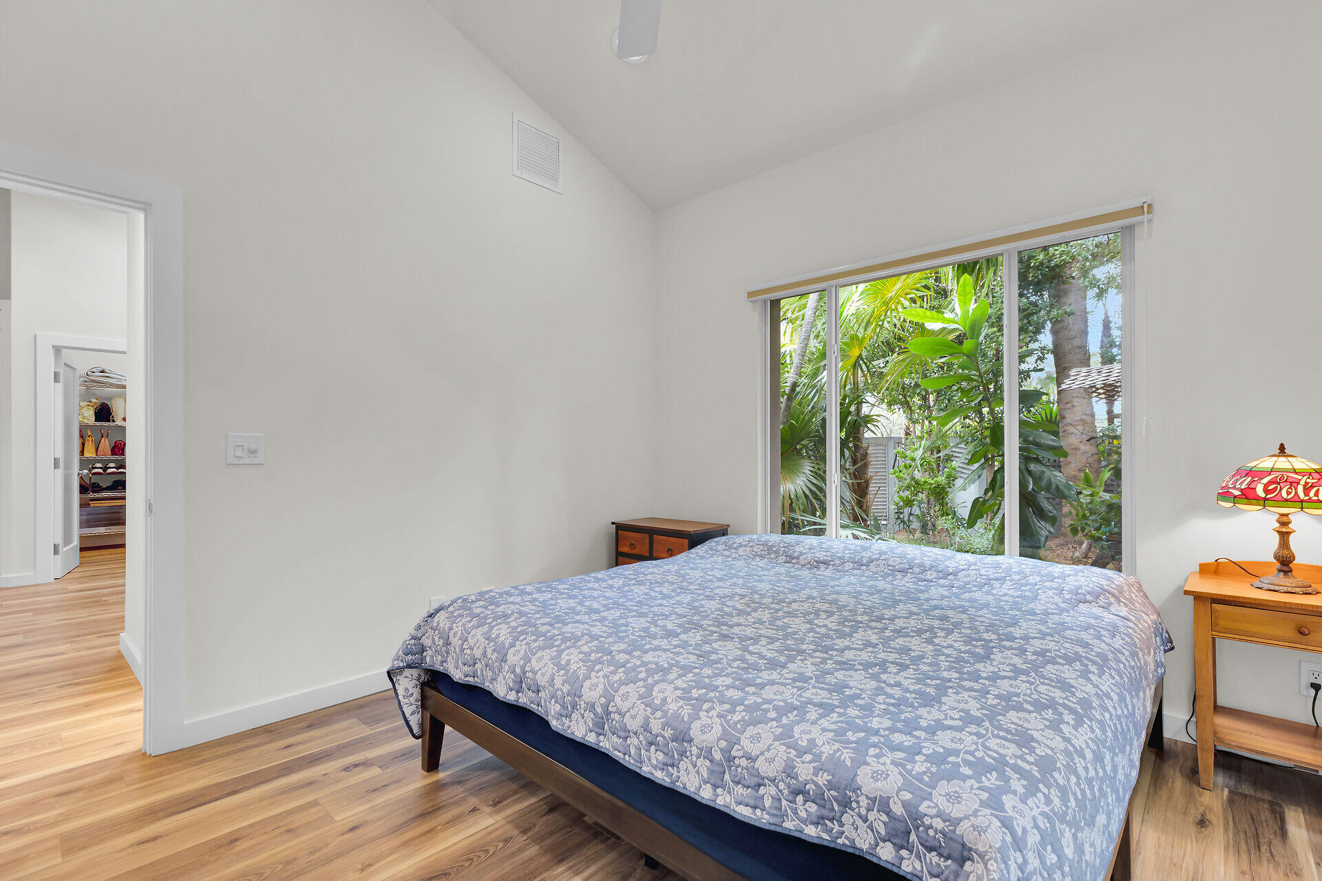 1712 Laird Street Property Photo 23
