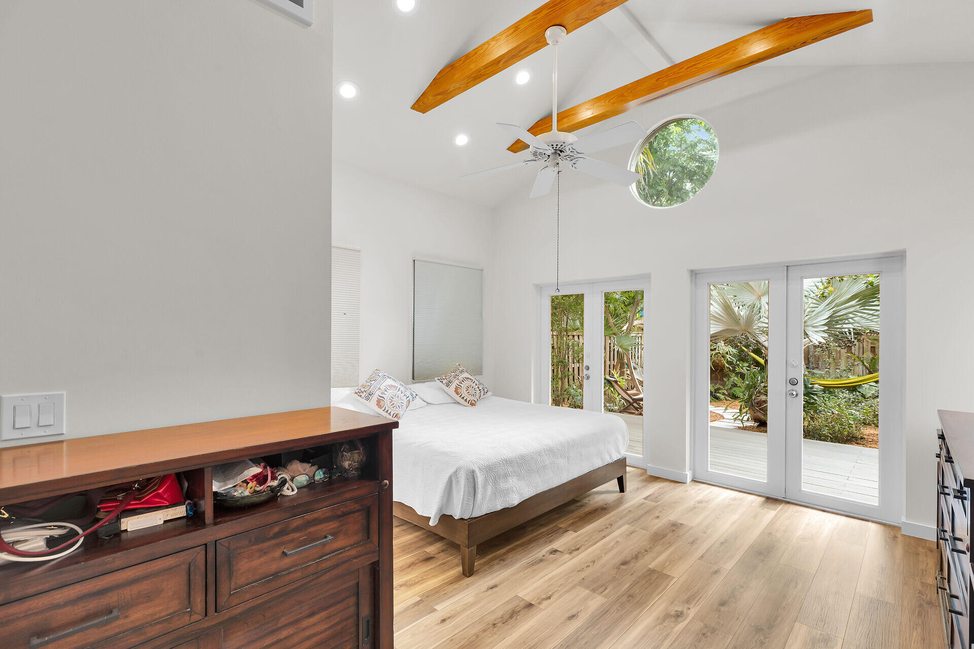 1712 Laird Street Property Photo 26