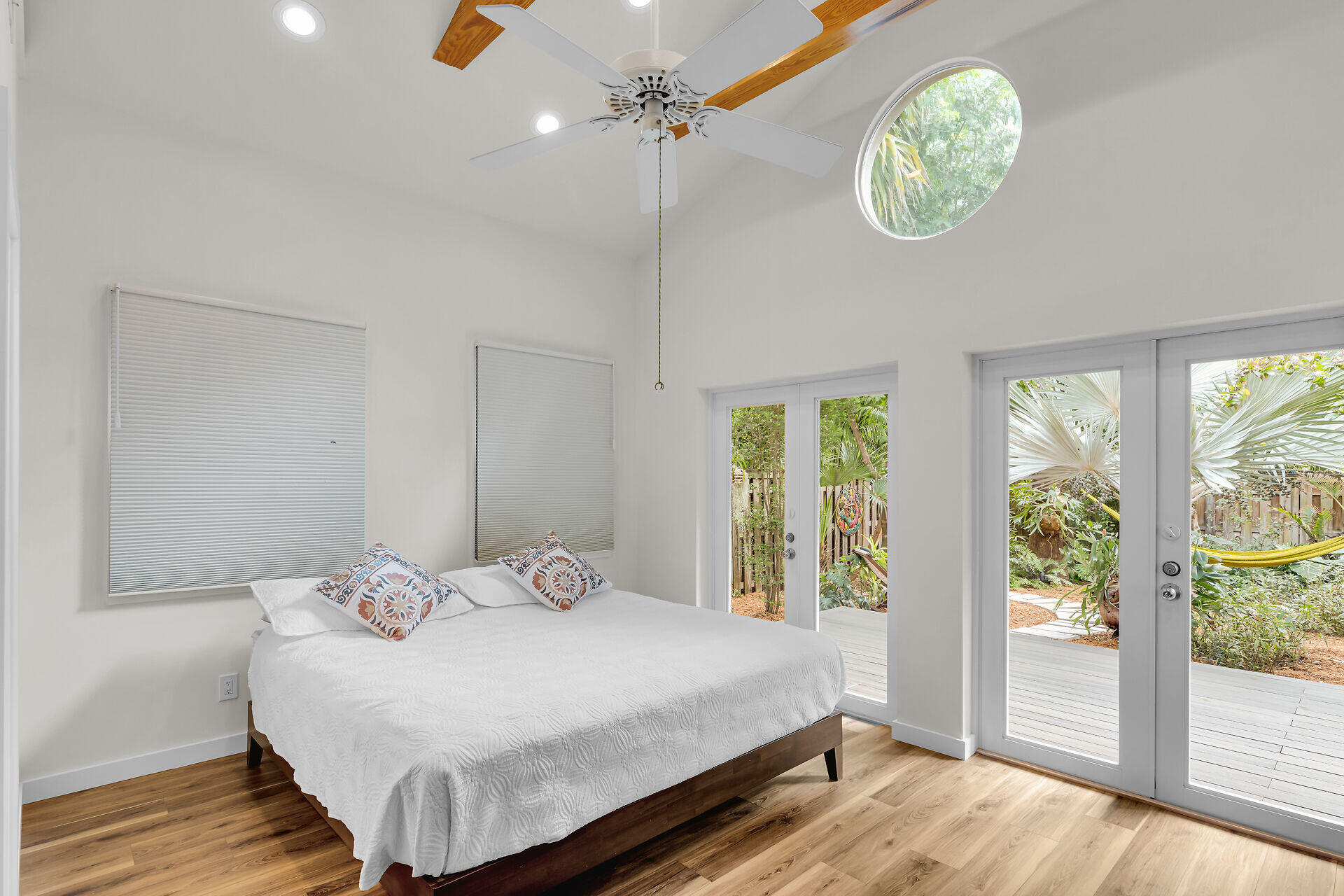 1712 Laird Street Property Photo 27