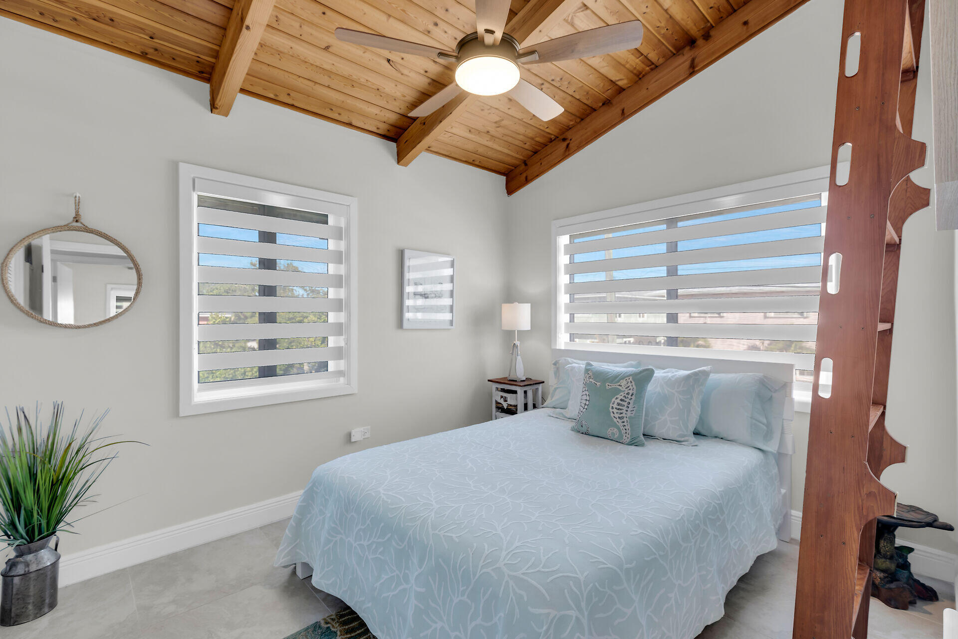 118 Snapper Creek Drive Property Photo 10
