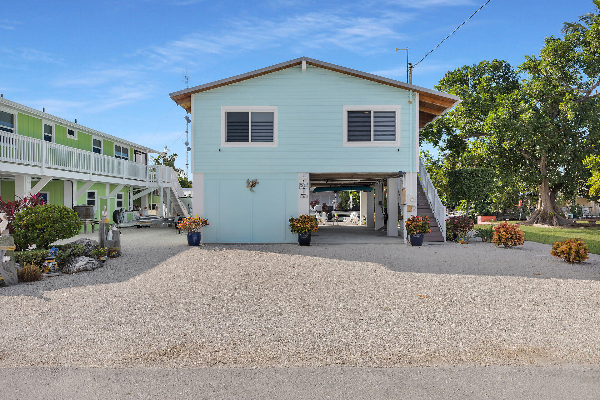 118 Snapper Creek Drive Property Photo 31