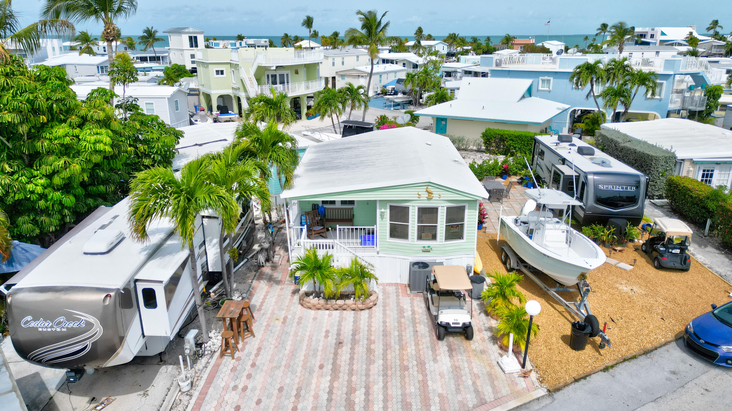 65821 Overseas Highway 98 Property Photo 12