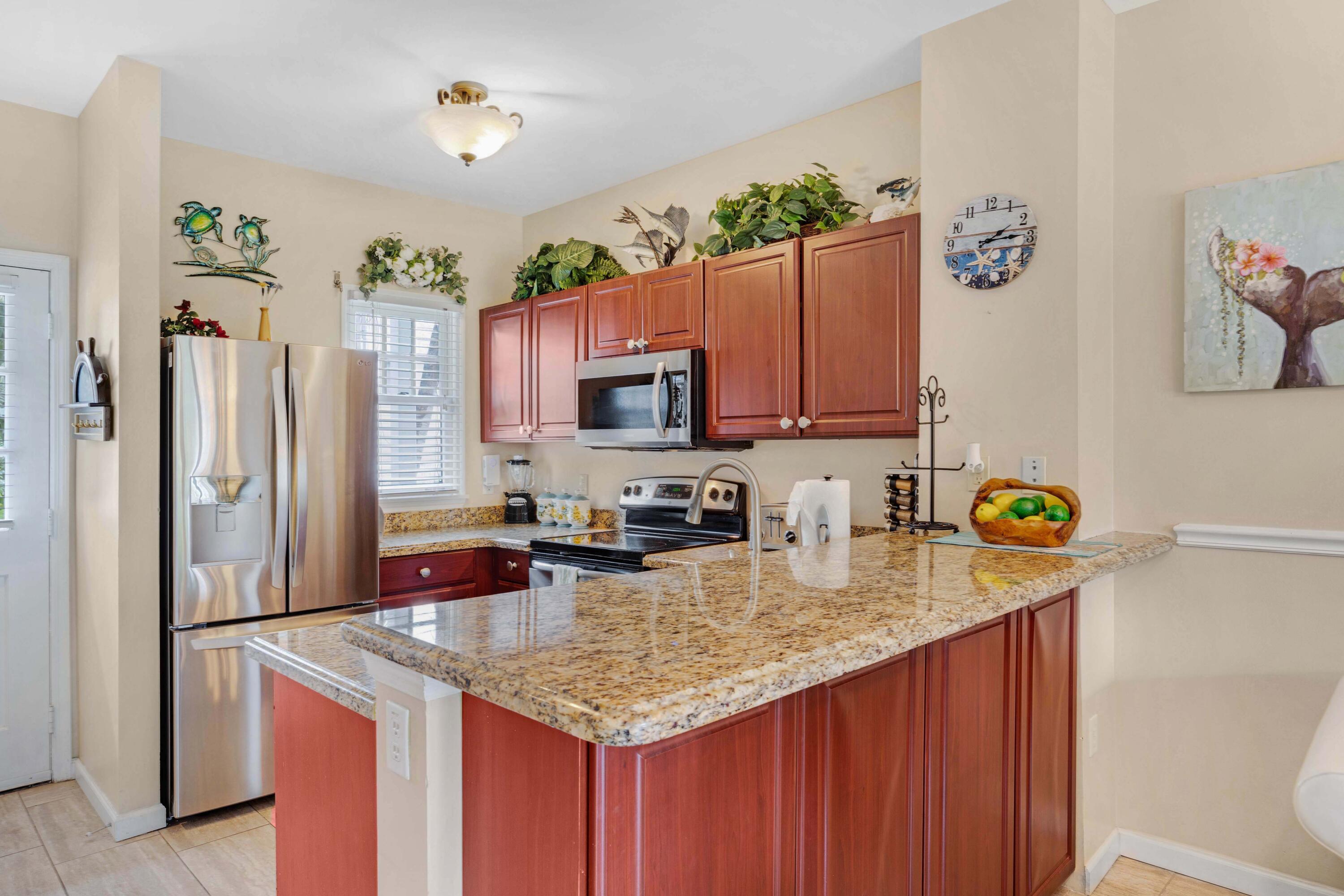5100 Sunset Village Drive Property Photo 8