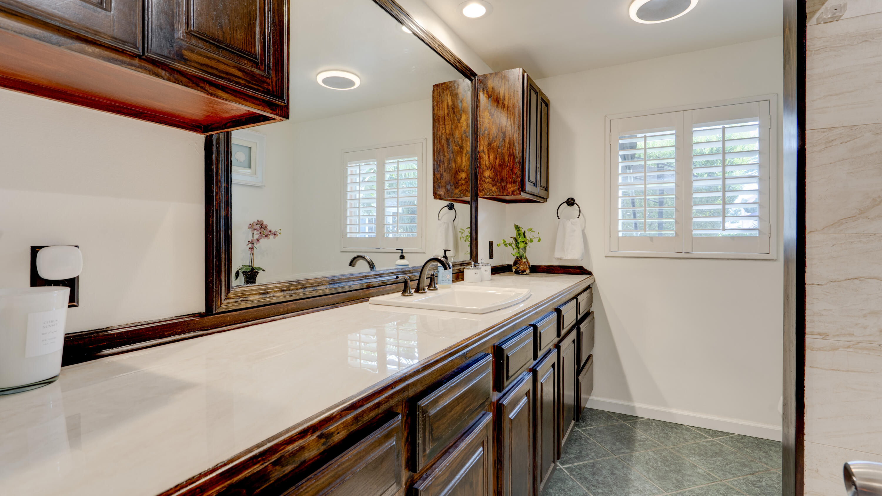 150 Azalea Street Property Photo 26