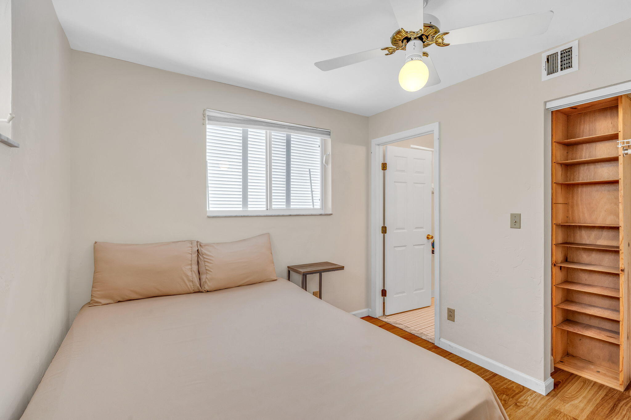 195 W Shore Drive Property Photo 14