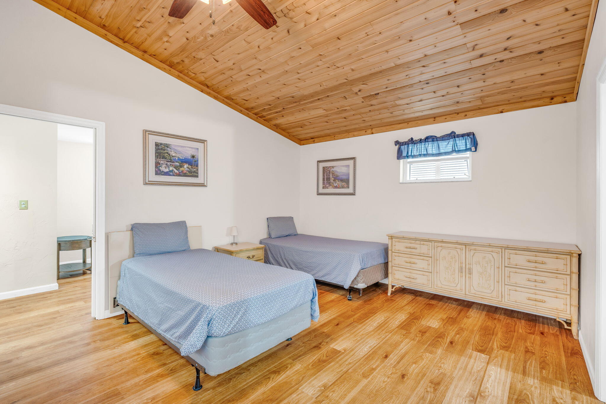 195 W Shore Drive Property Photo 23